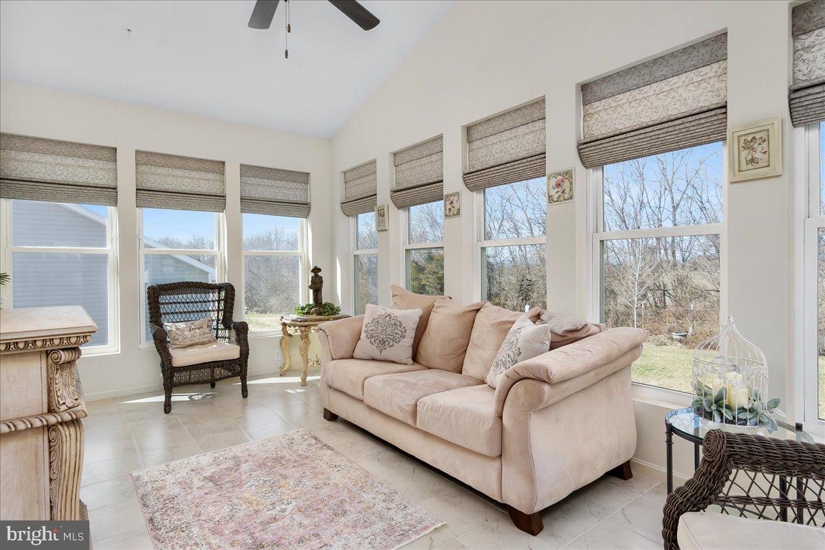 FREEDOM HILLS - Residential