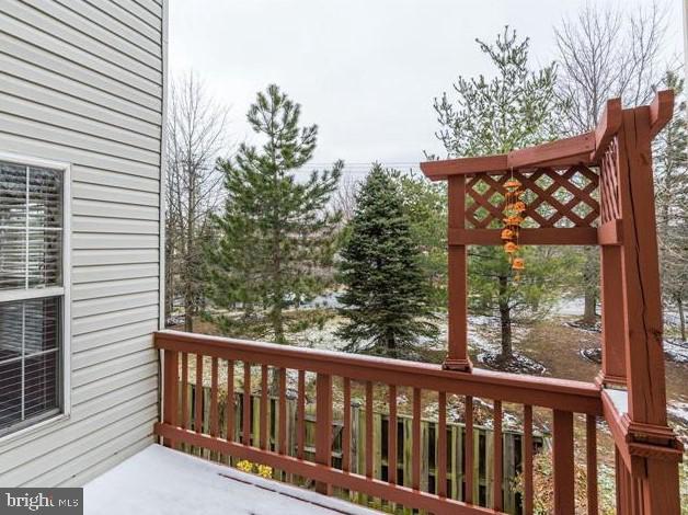 WELLESLEY - Residential Lease