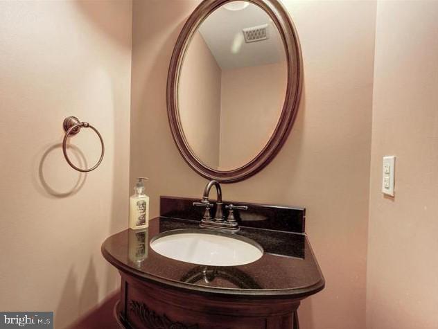 WELLESLEY - Residential Lease