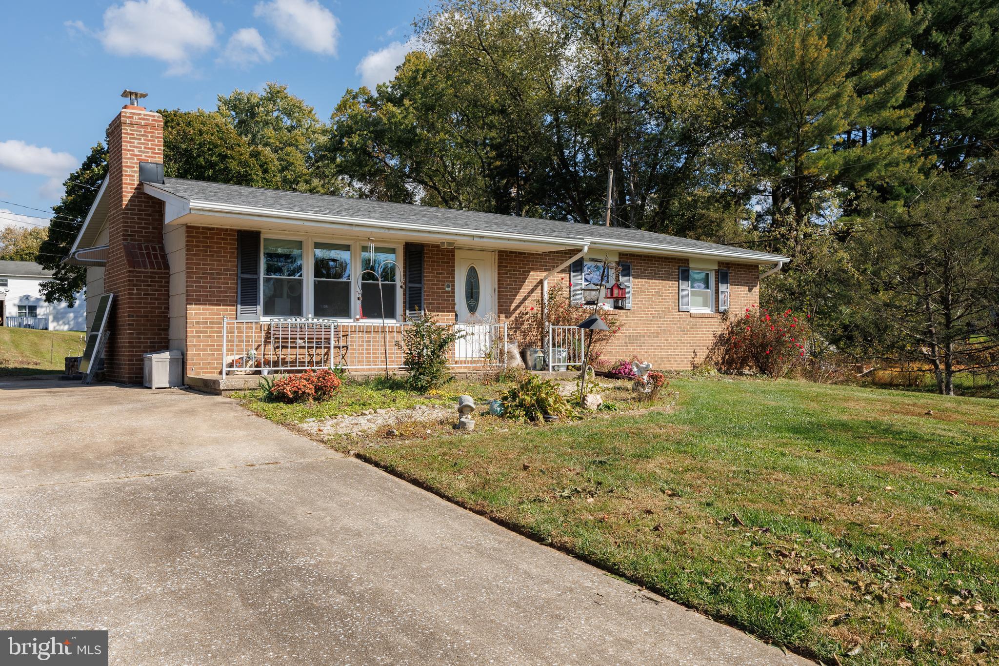 EMERALD VALLEY - Residential