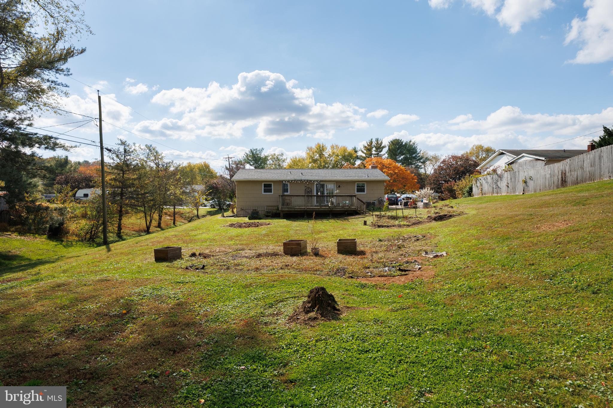 EMERALD VALLEY - Residential