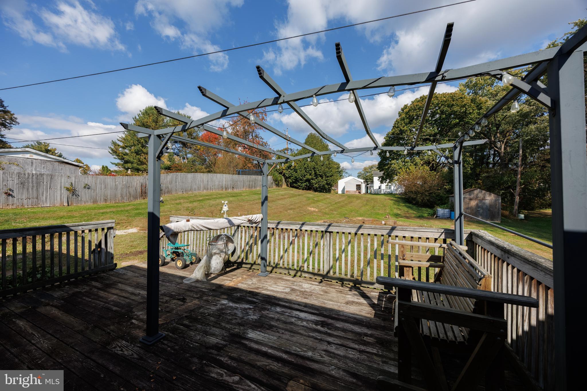 EMERALD VALLEY - Residential