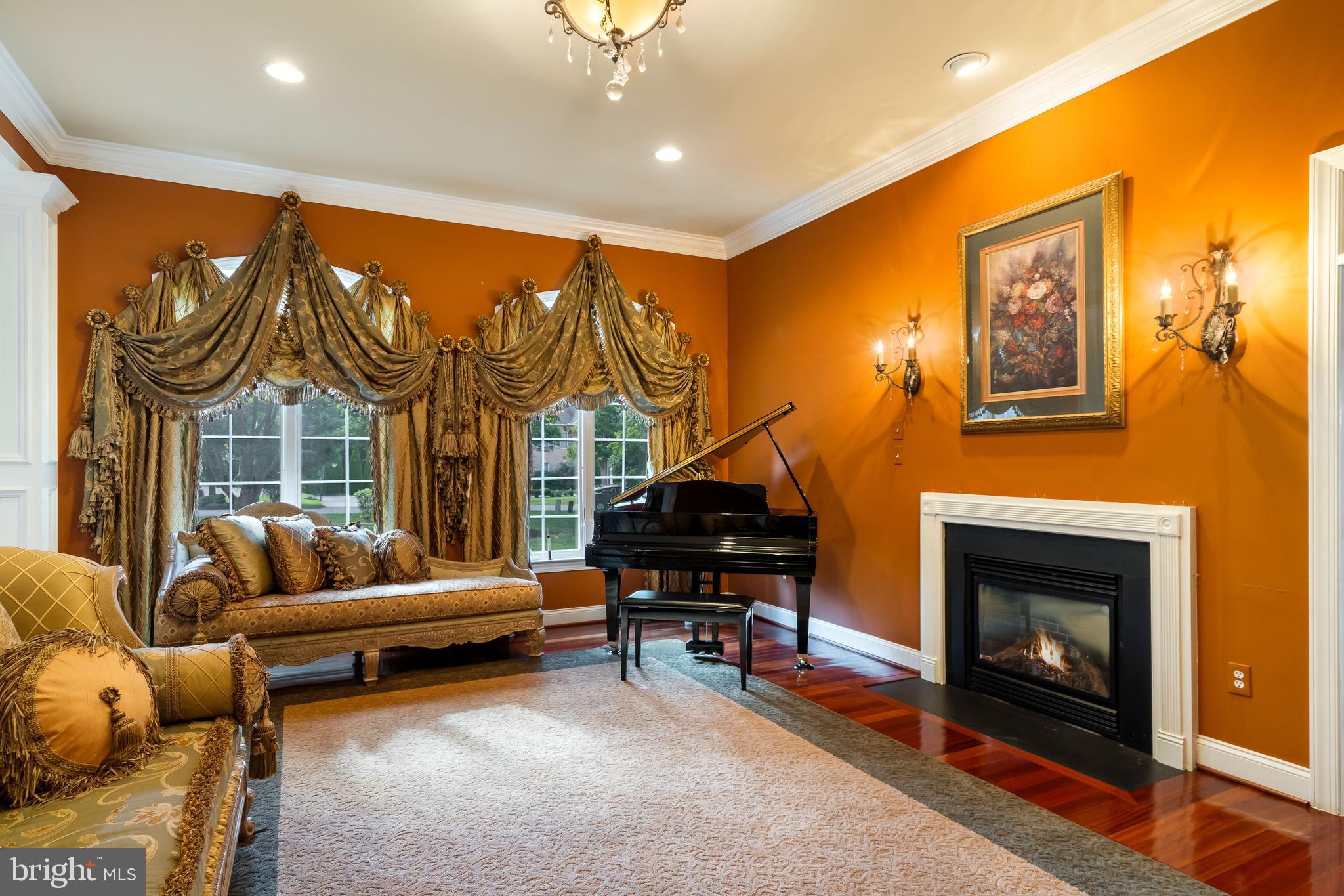 PINDELL WOODS - Residential