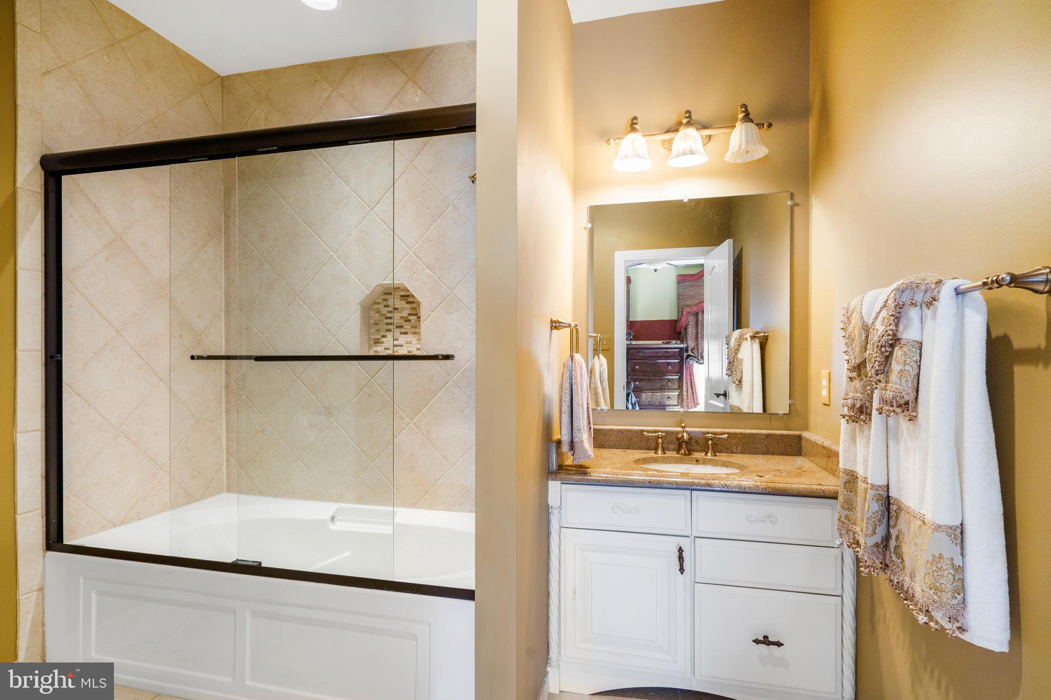 PINDELL WOODS - Residential