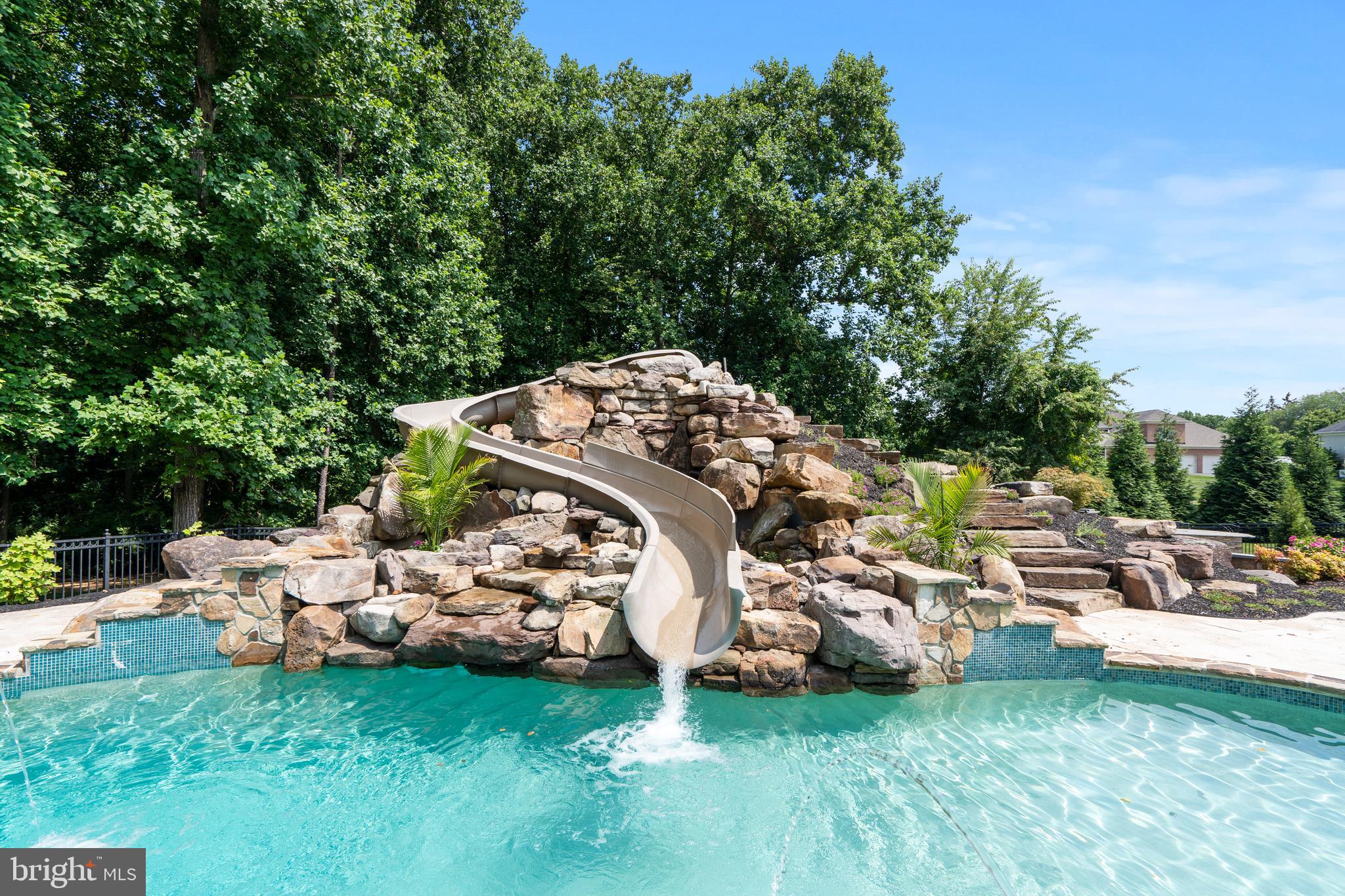 PINDELL WOODS - Residential