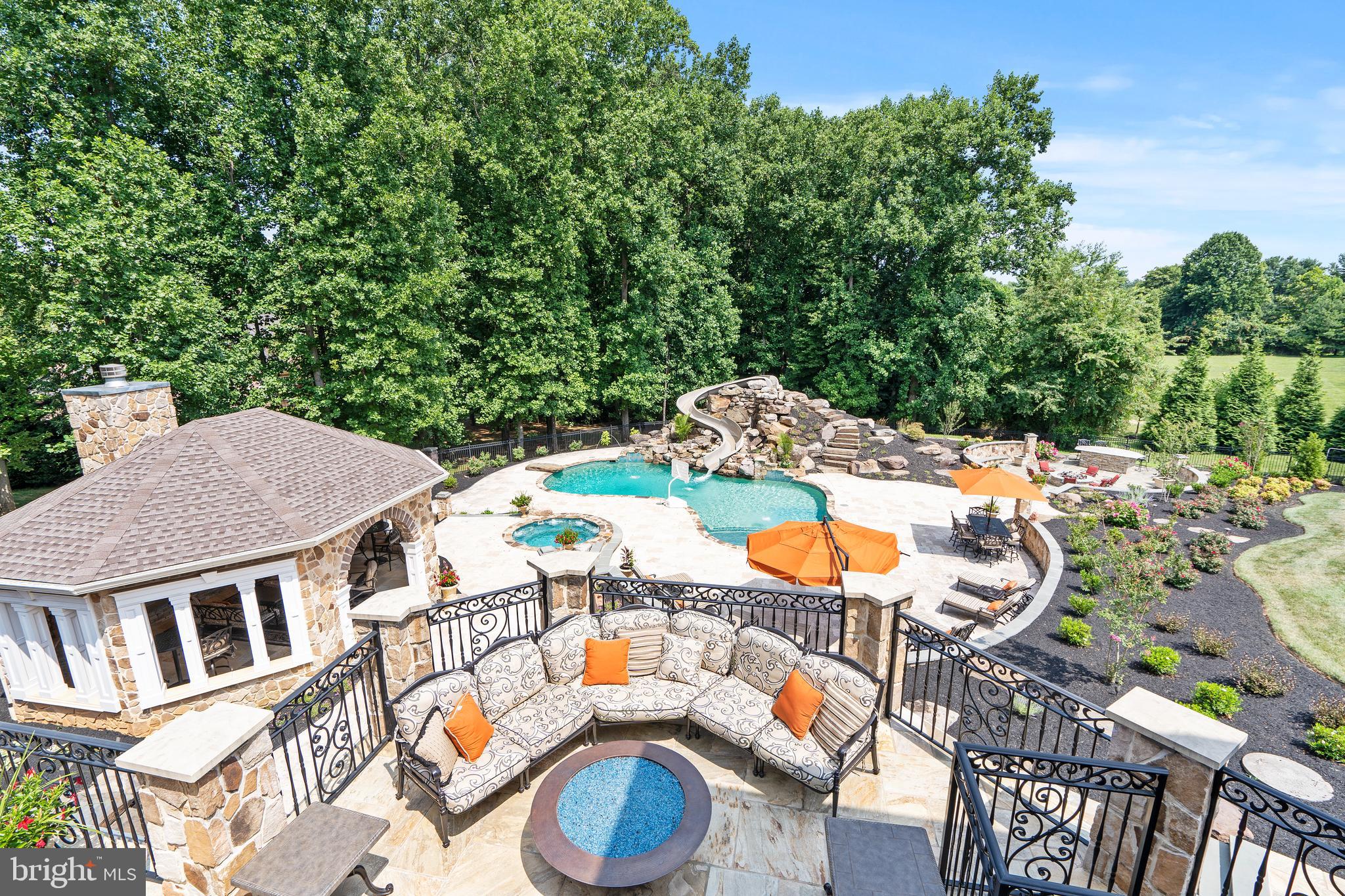 PINDELL WOODS - Residential