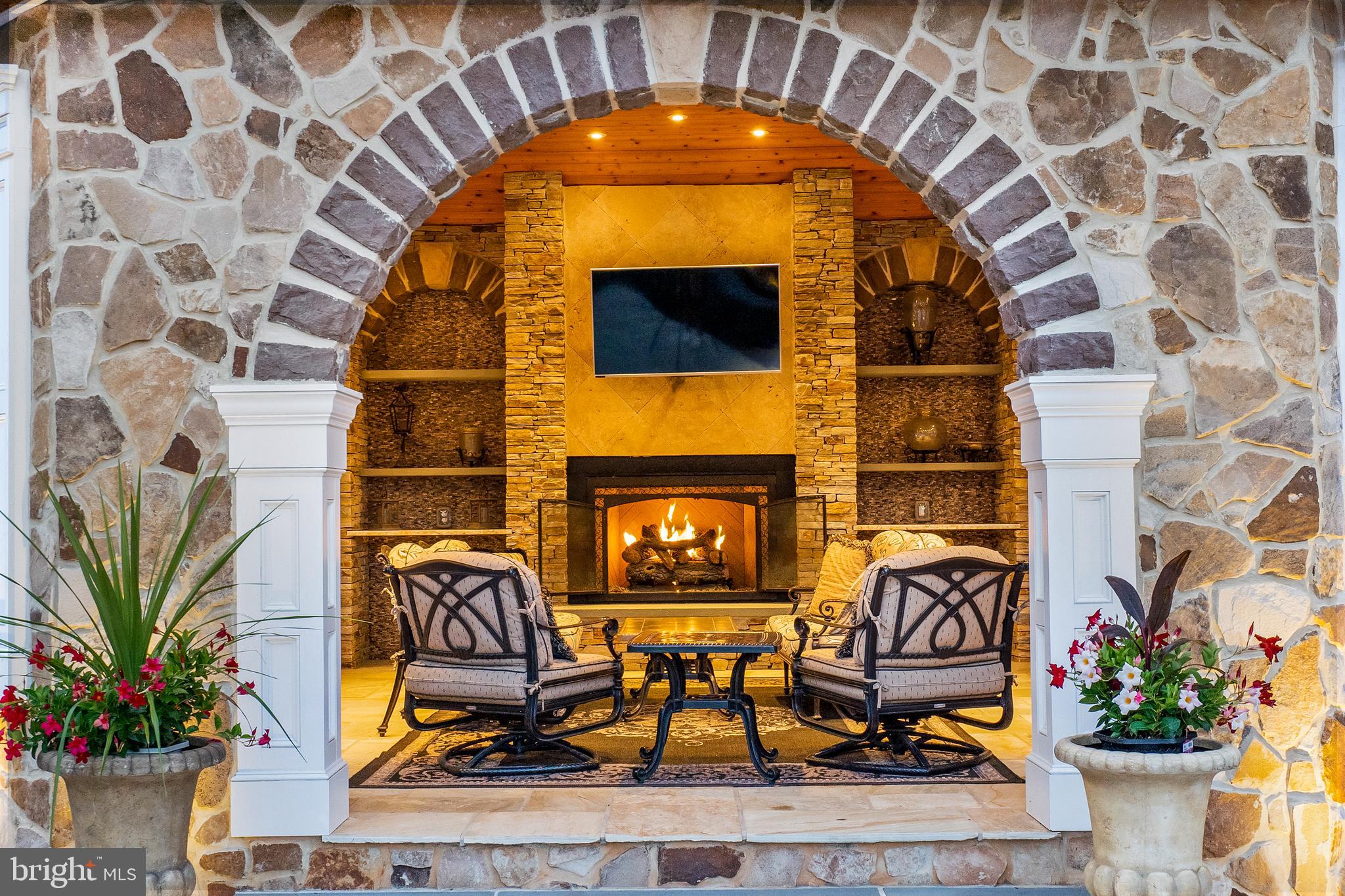 PINDELL WOODS - Residential