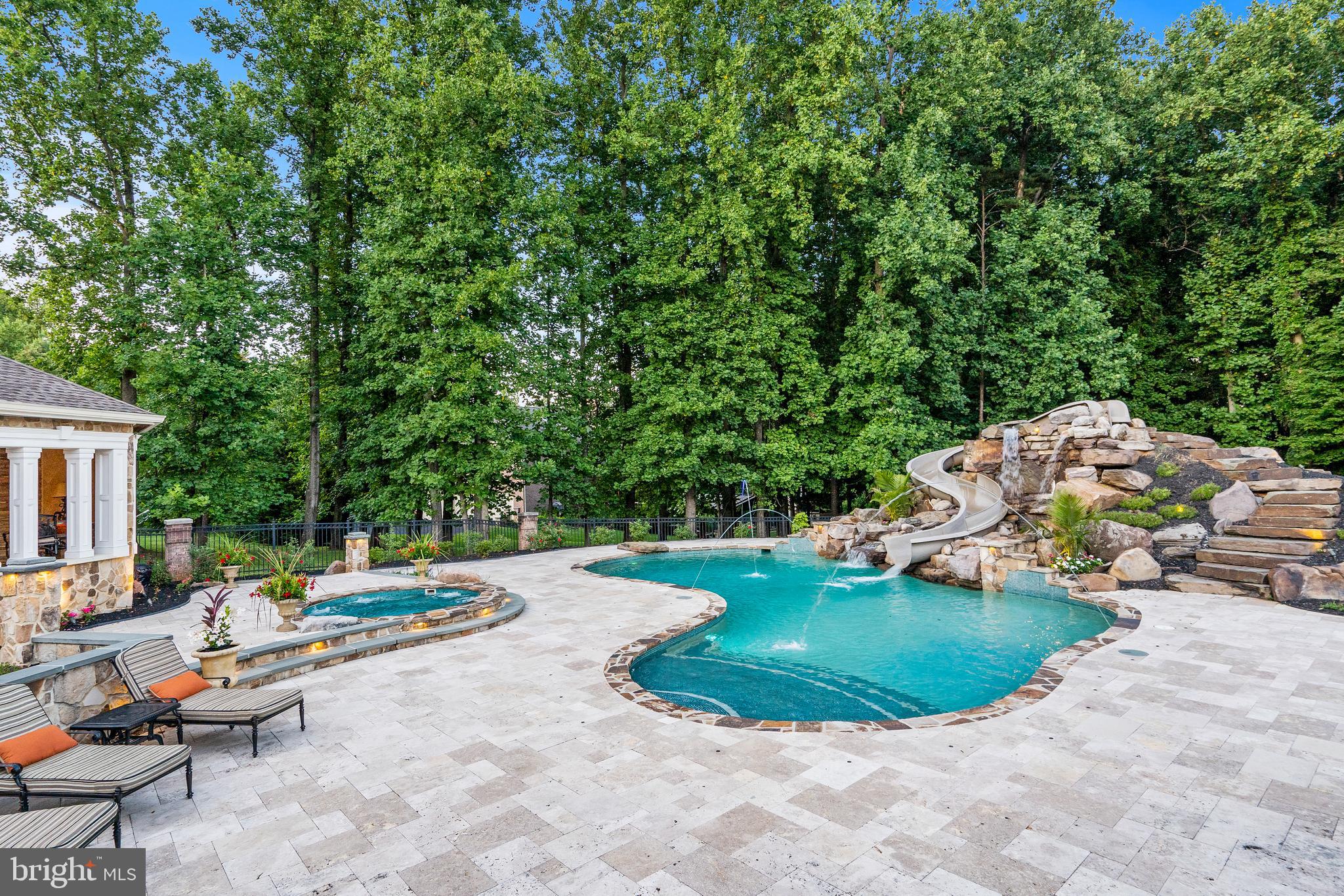 PINDELL WOODS - Residential