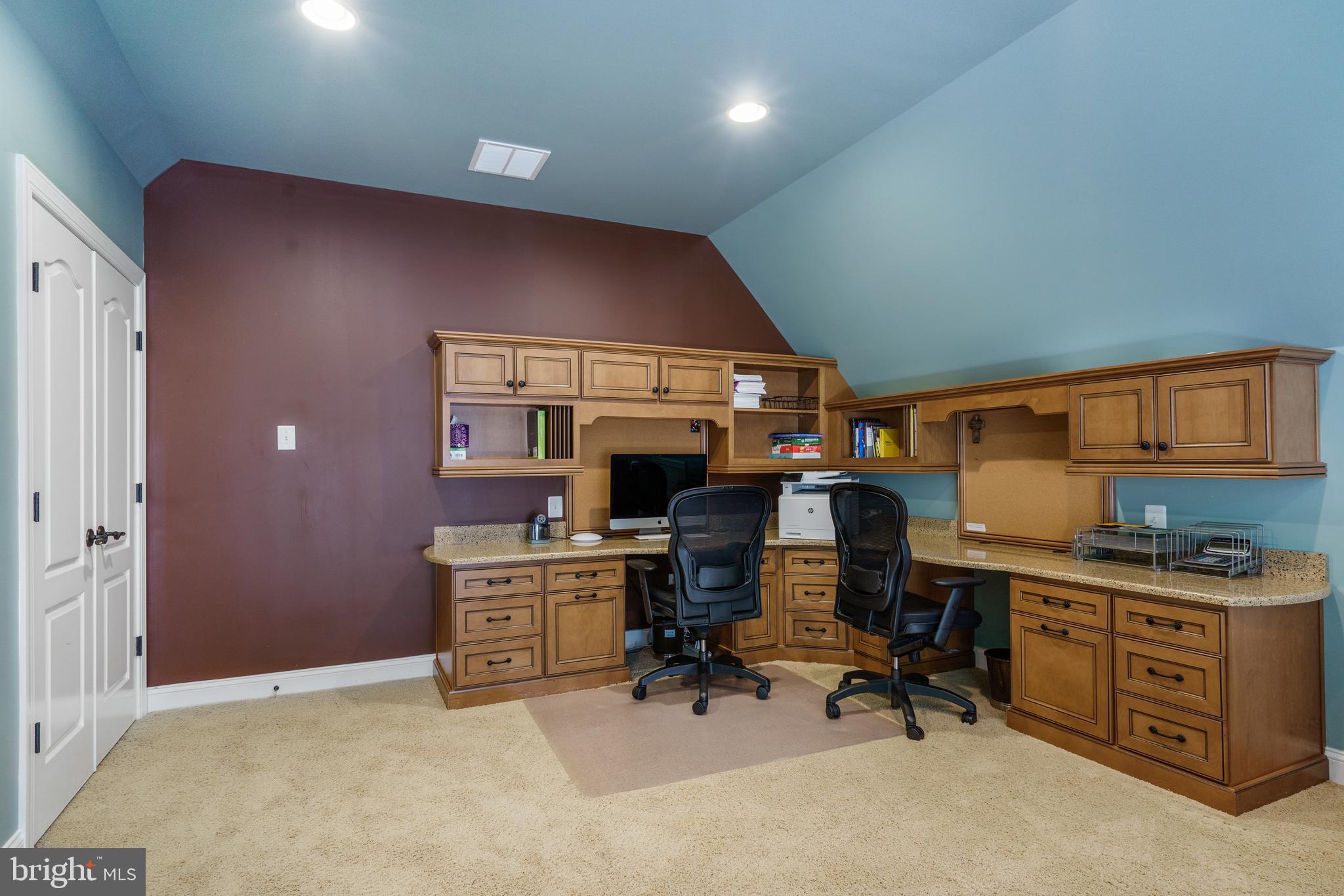 PINDELL WOODS - Residential