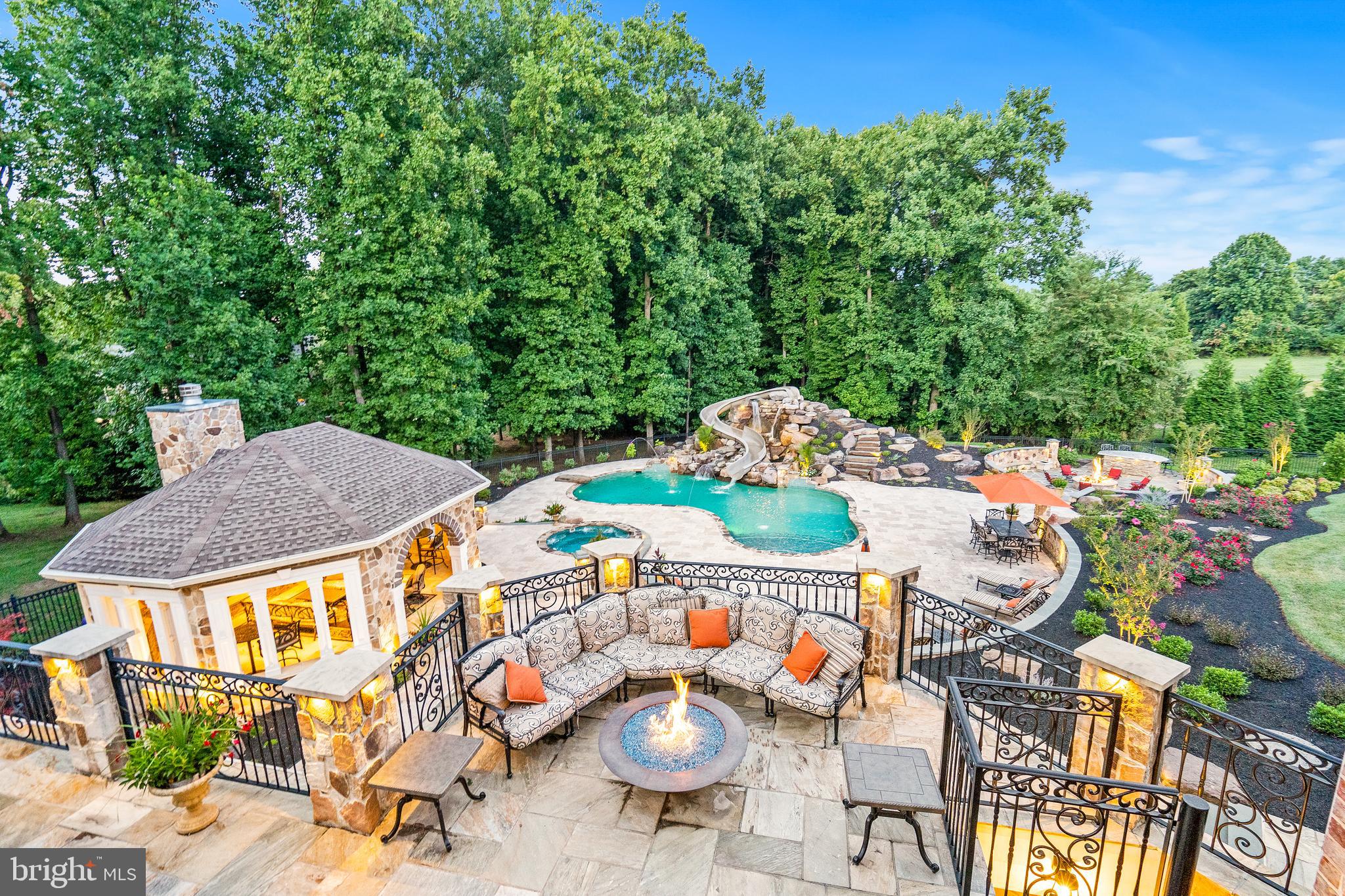 PINDELL WOODS - Residential