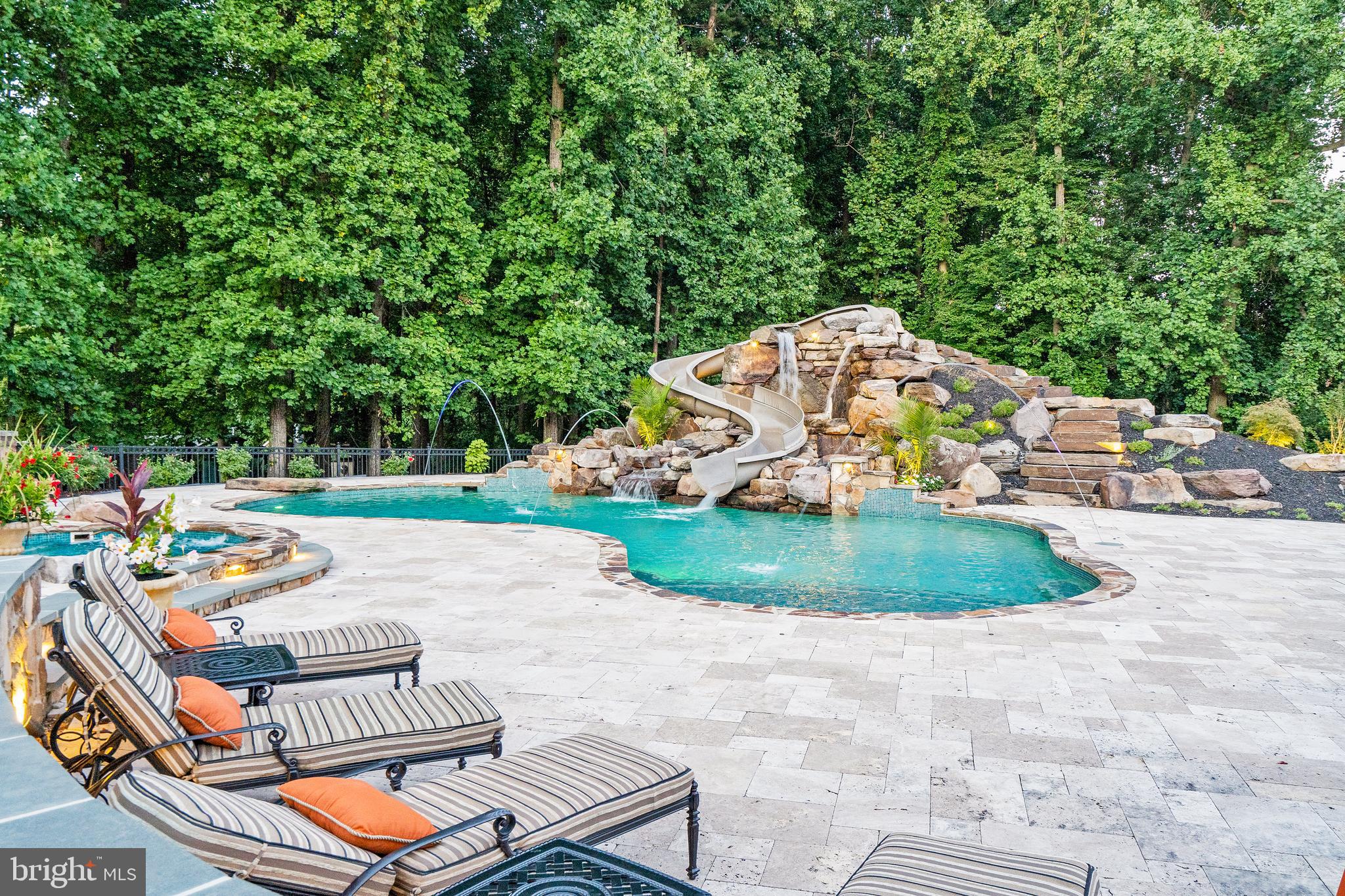 PINDELL WOODS - Residential