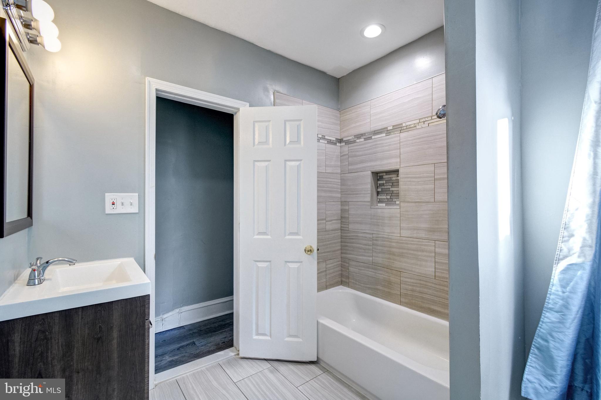 PENROSE - Residential Lease