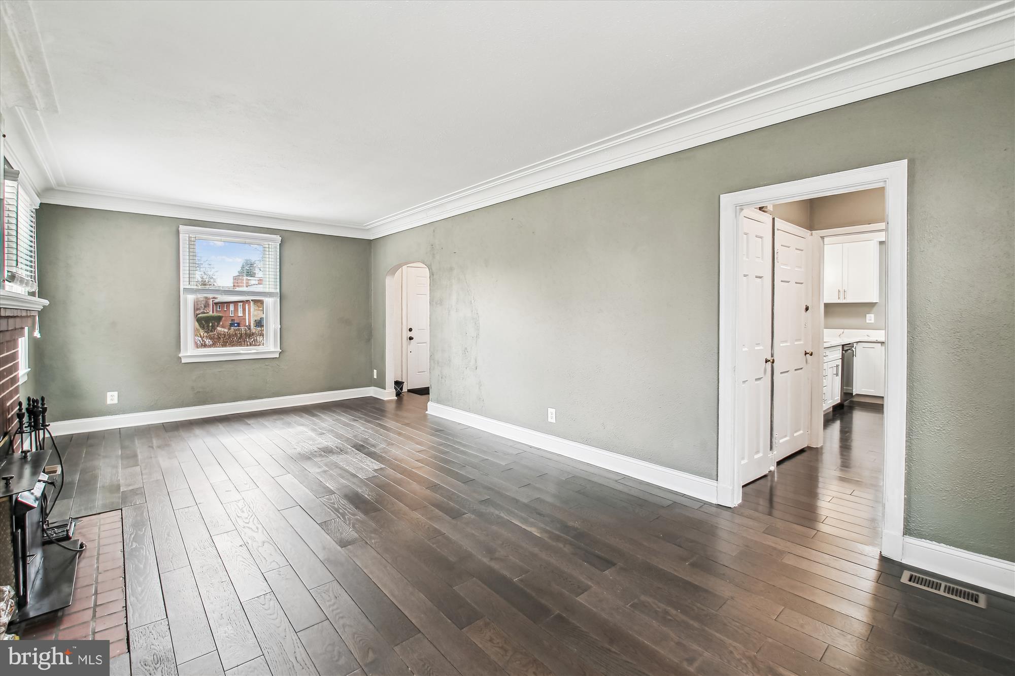 HILLSDALE ESTATES - Residential