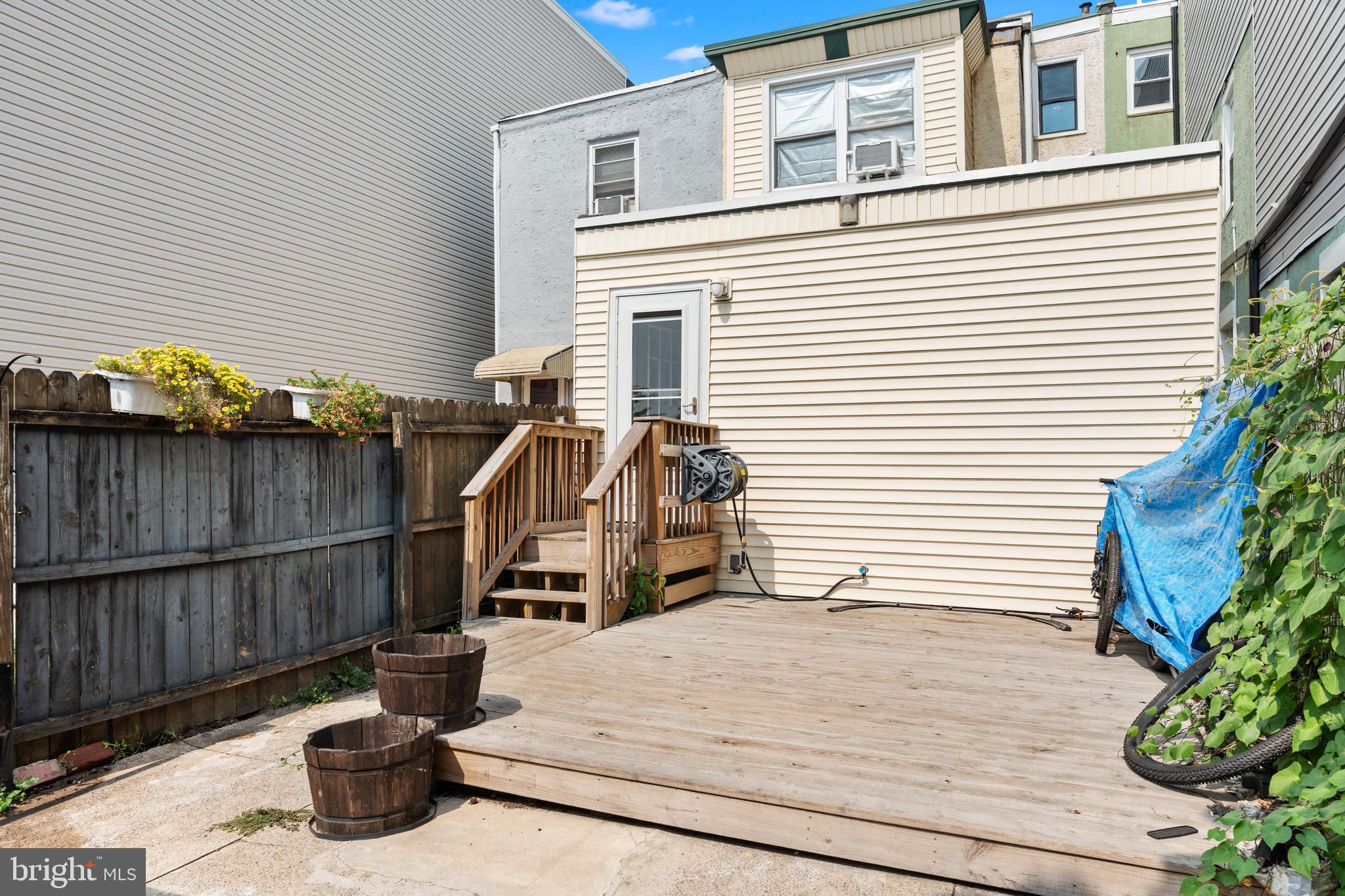 PORT RICHMOND - Residential