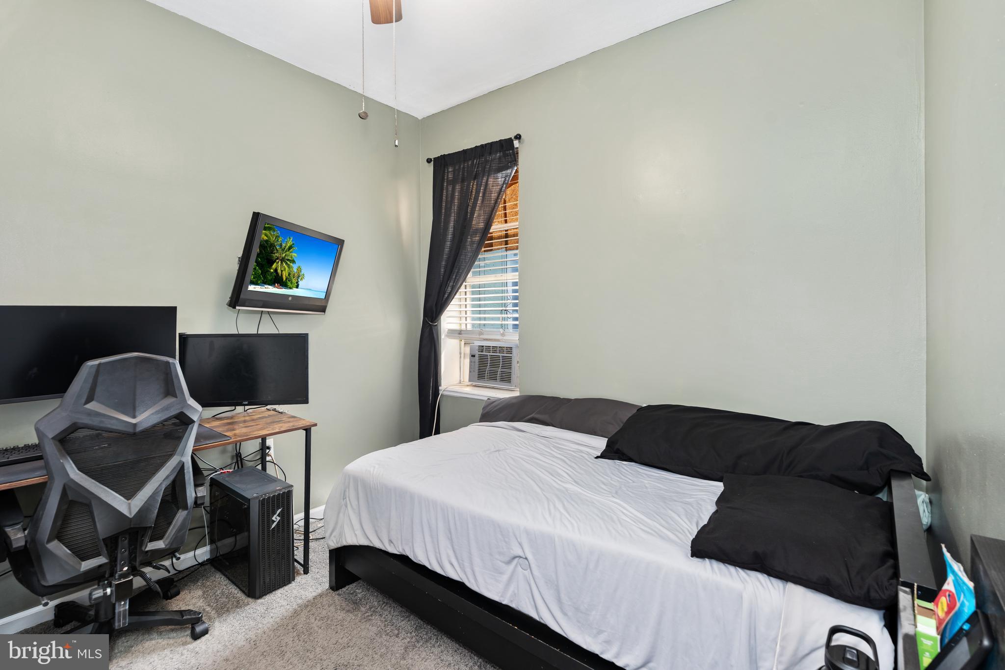 PORT RICHMOND - Residential