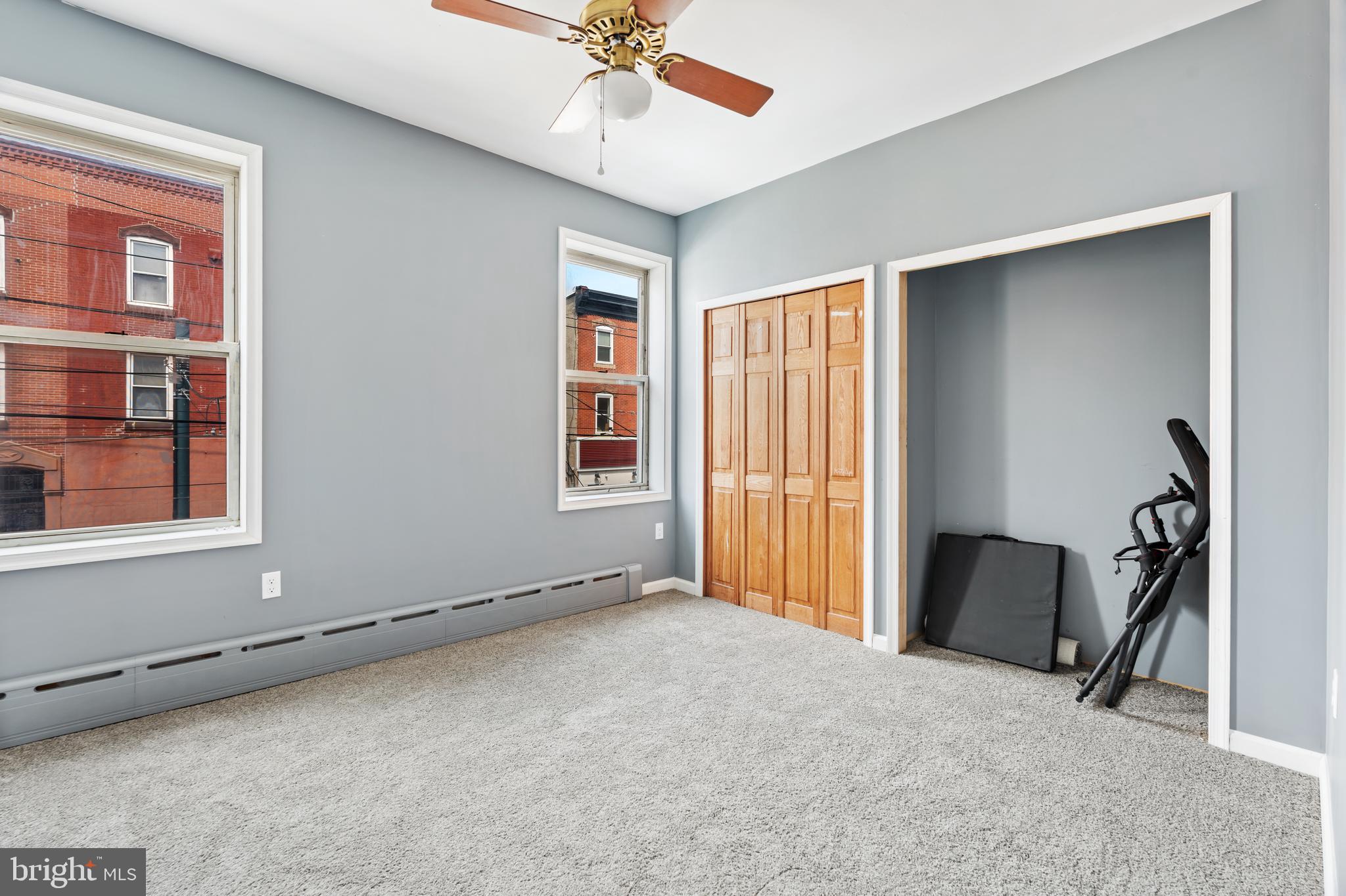 PORT RICHMOND - Residential