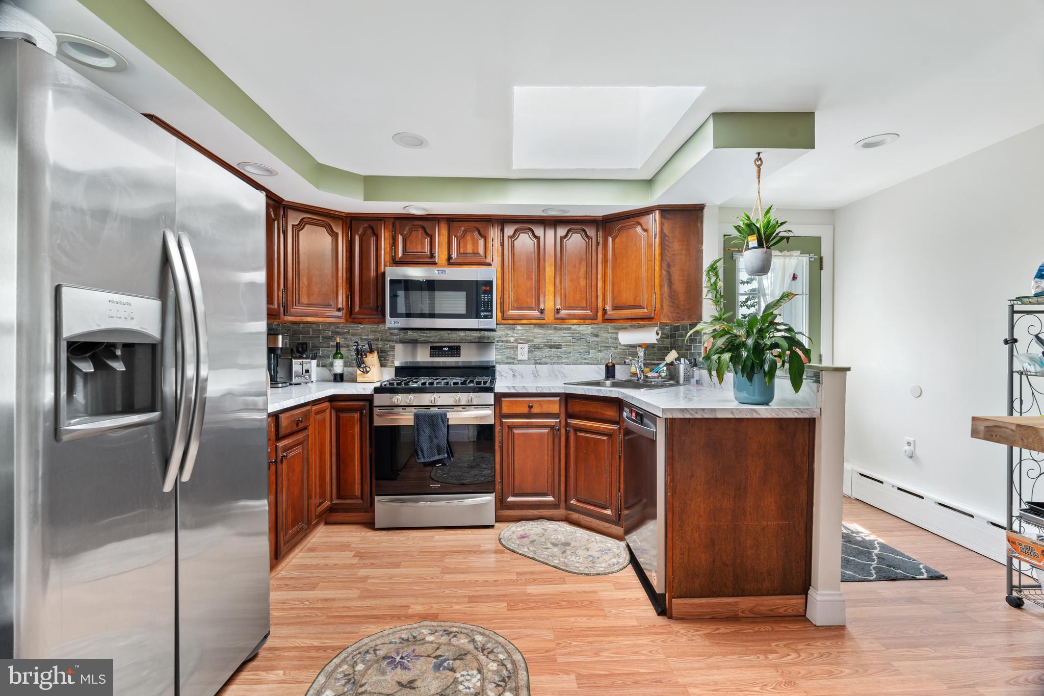 PORT RICHMOND - Residential