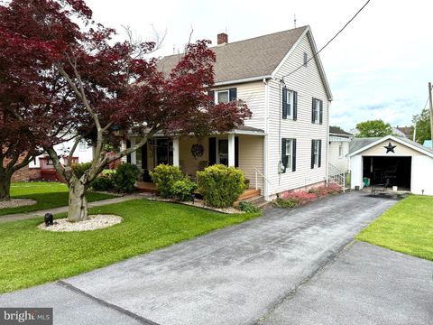 239 S ALLISON STREET GREENCASTLE PA 17225