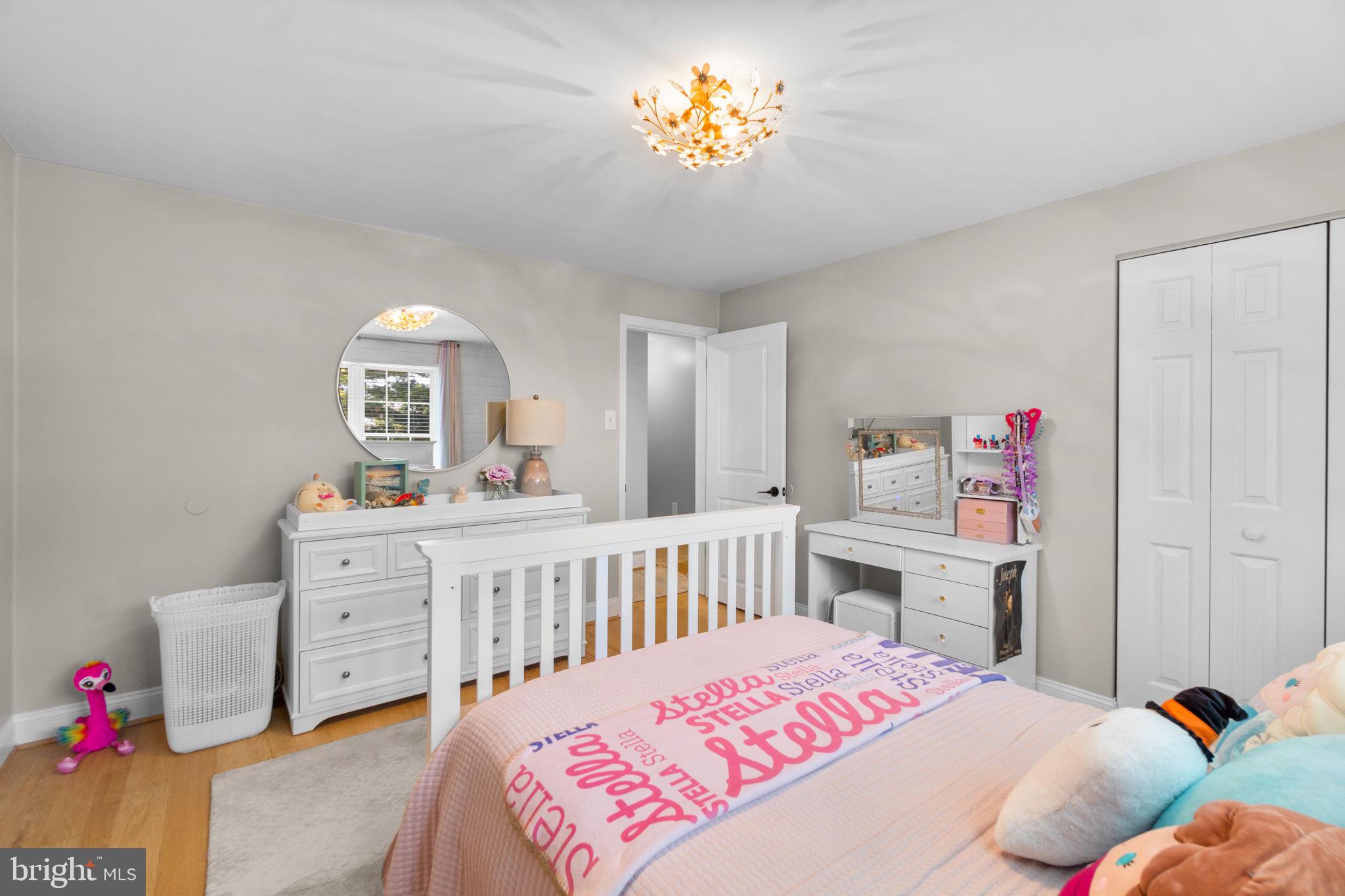 WOLF DEN SPRING - Residential