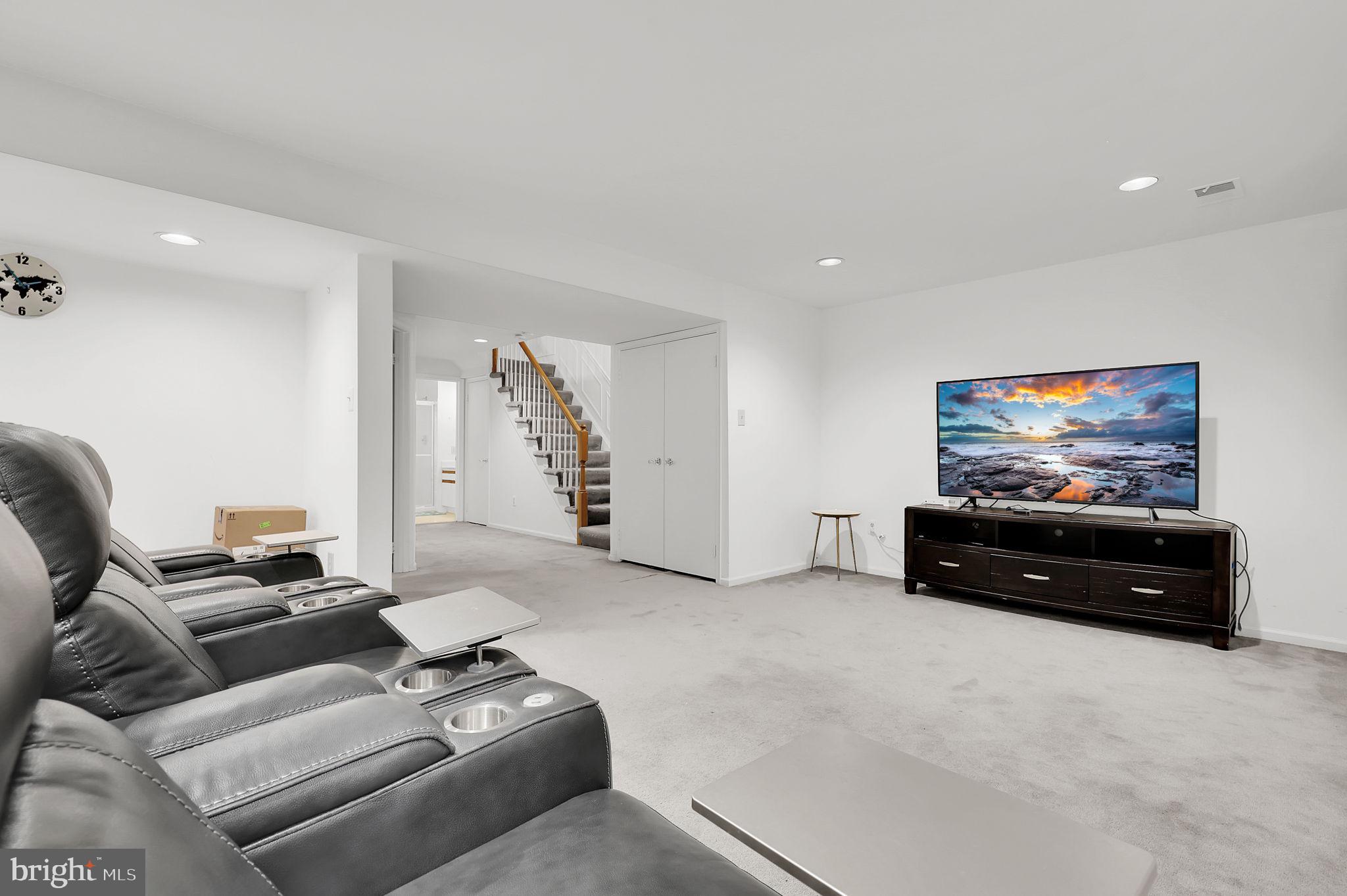 TUCKERMAN STATION - Residential