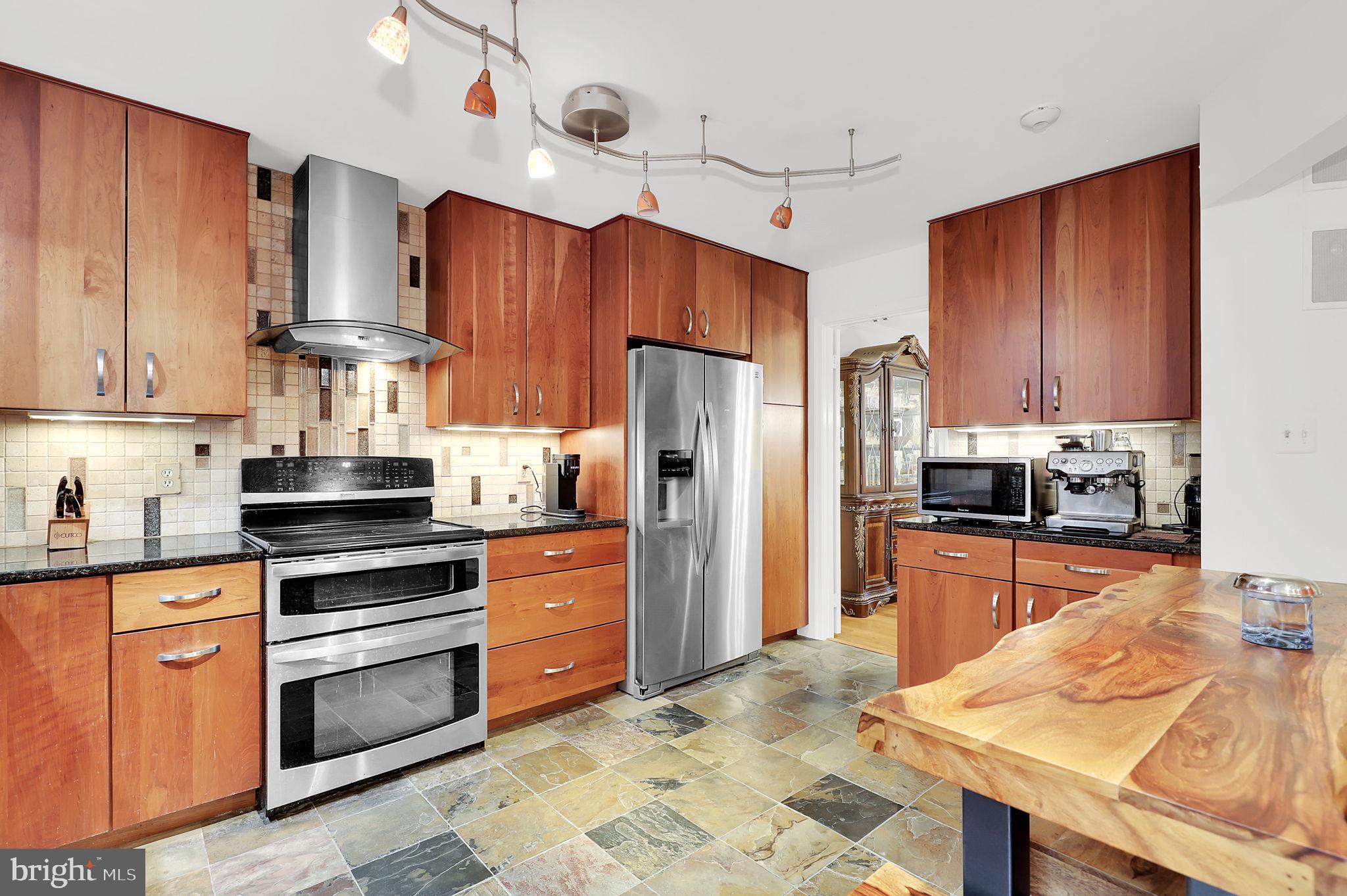 TUCKERMAN STATION - Residential