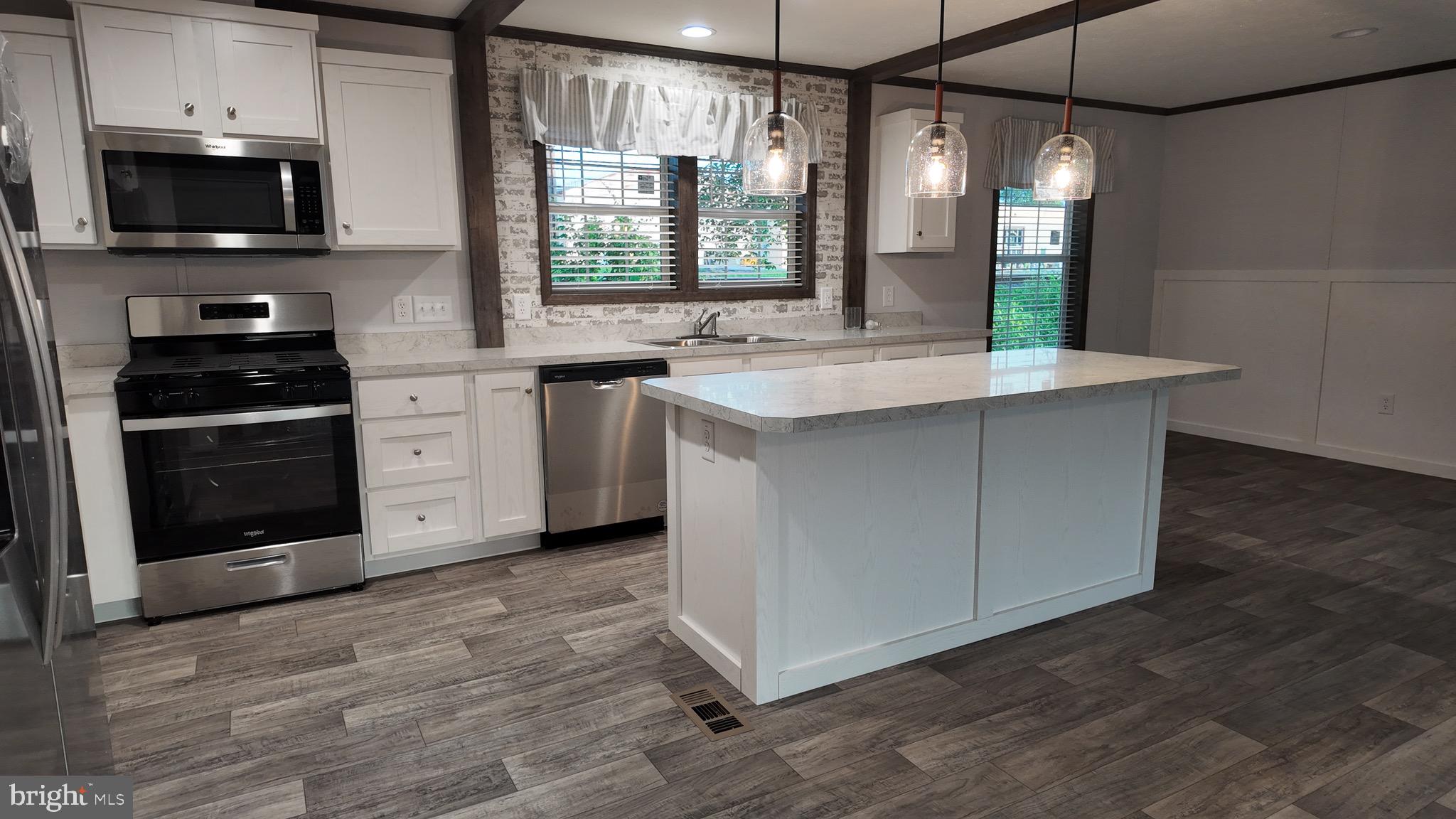 SHADOWSTONE VILLAGE - Residential