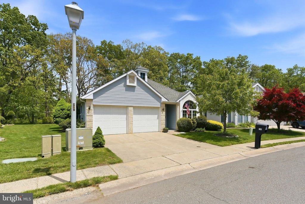 Photo of 2312 Coral Leaf Road, TOMS RIVER, NJ 08755 (MLS # NJOC2042198)