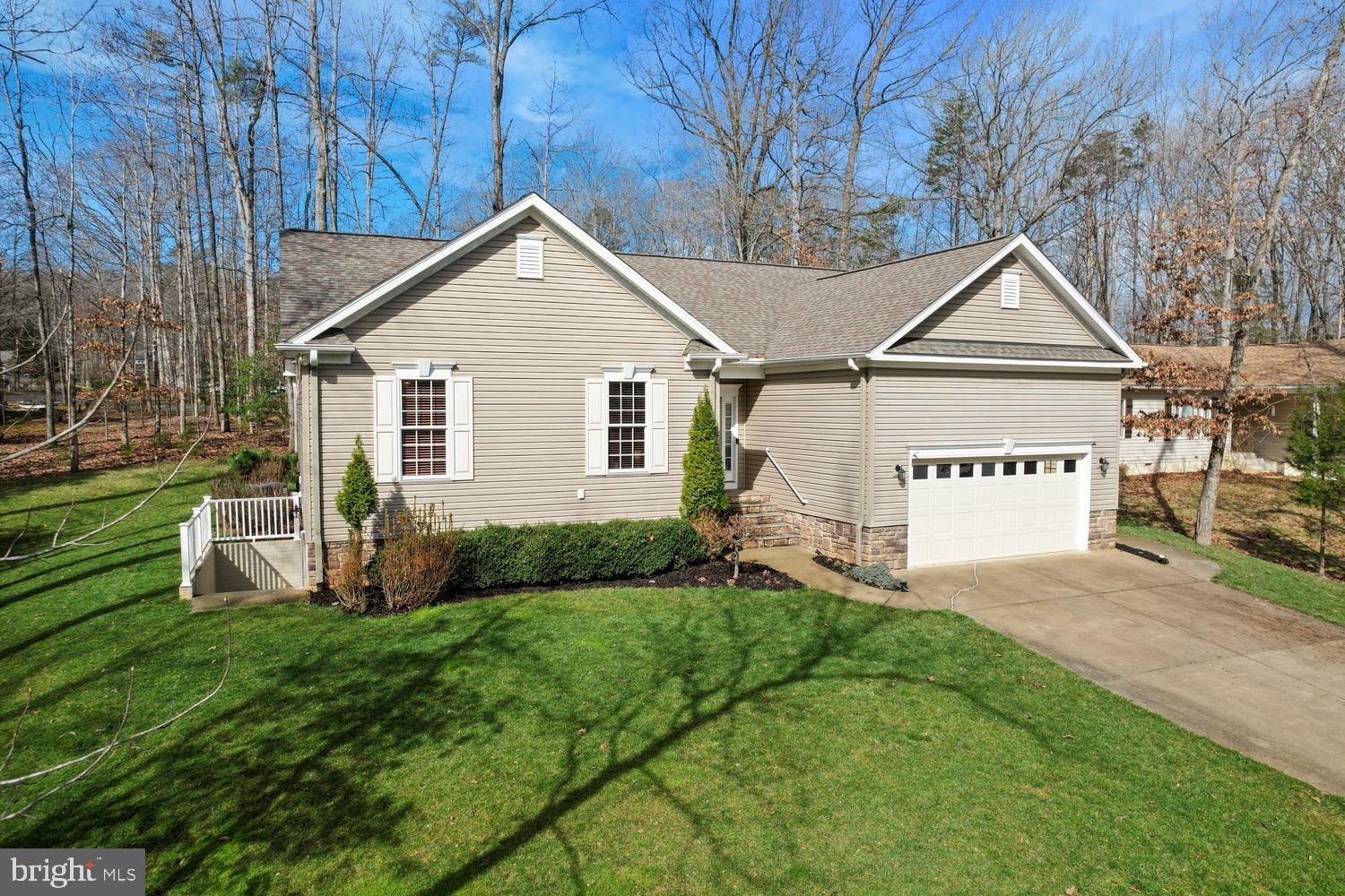 LAKE OF THE WOODS - Residential