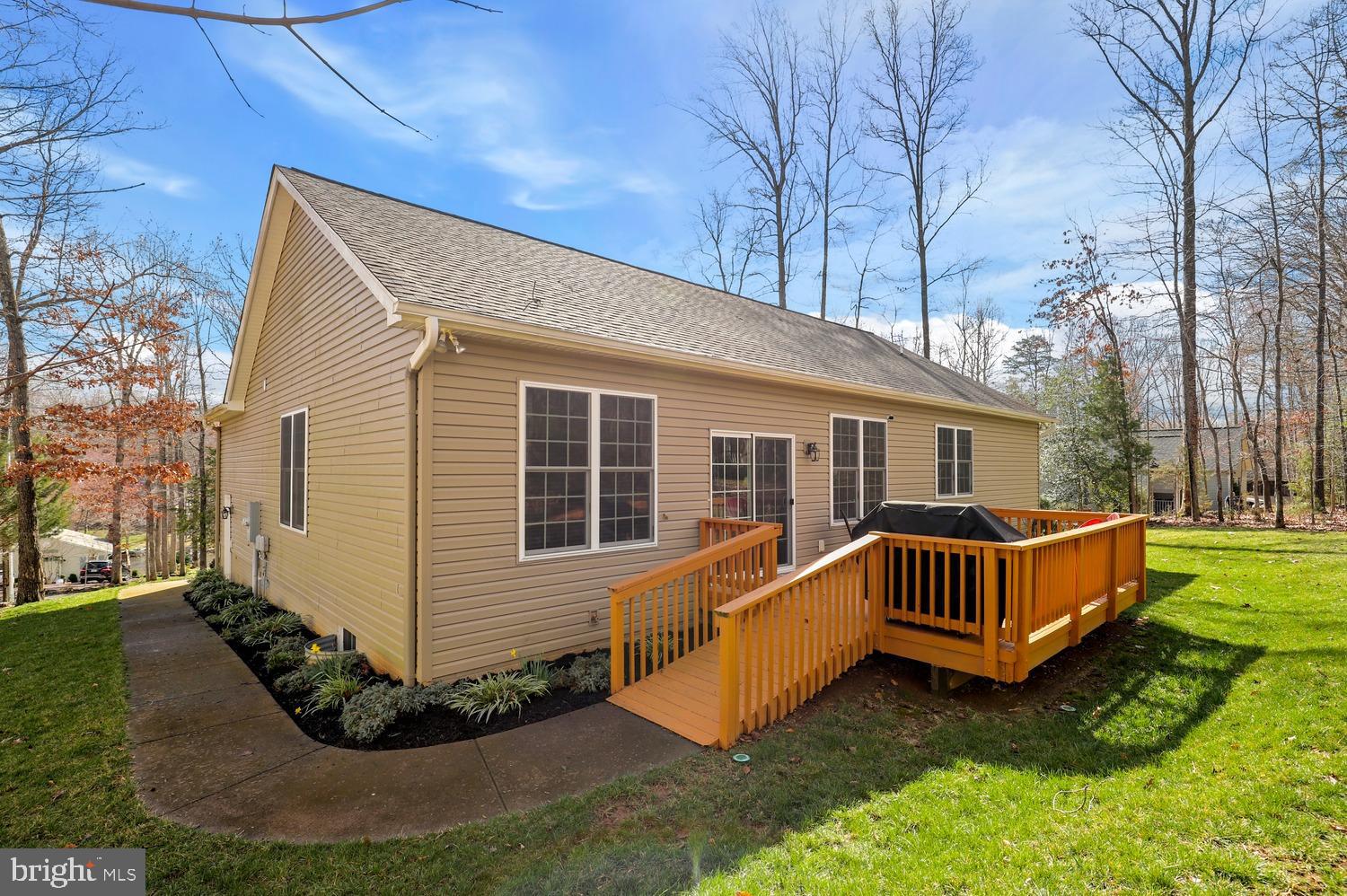 LAKE OF THE WOODS - Residential