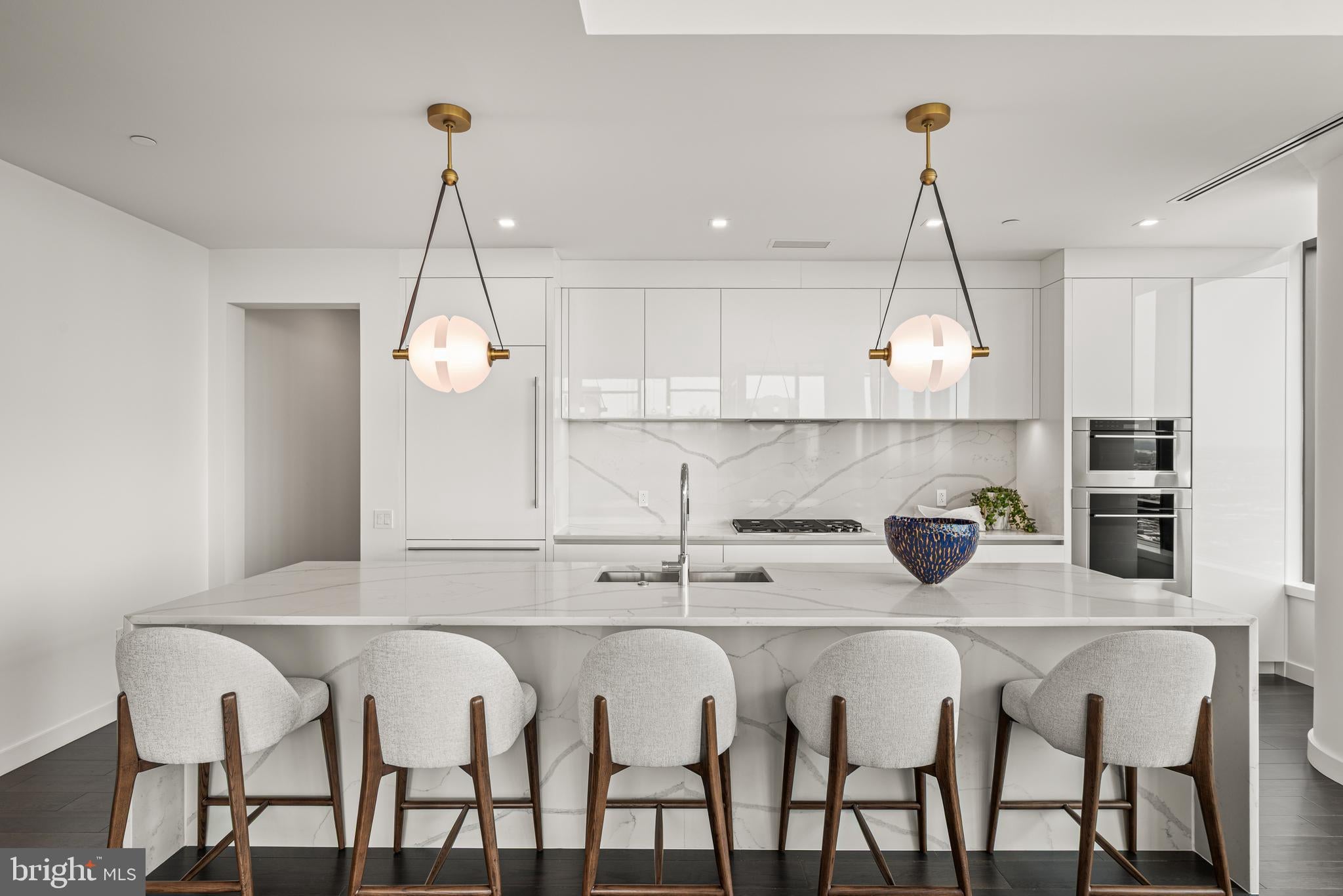 1911 WALNUT STREET UNIT 3001