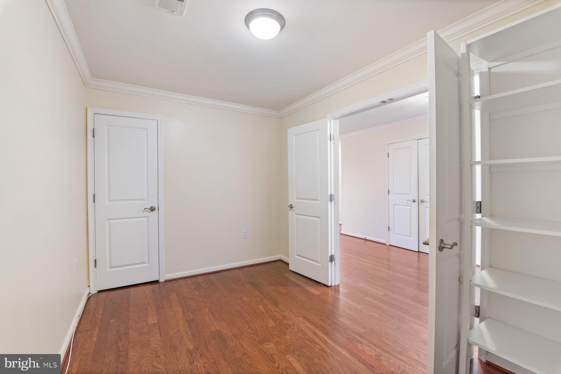 RED BROOK HOMES - Residential