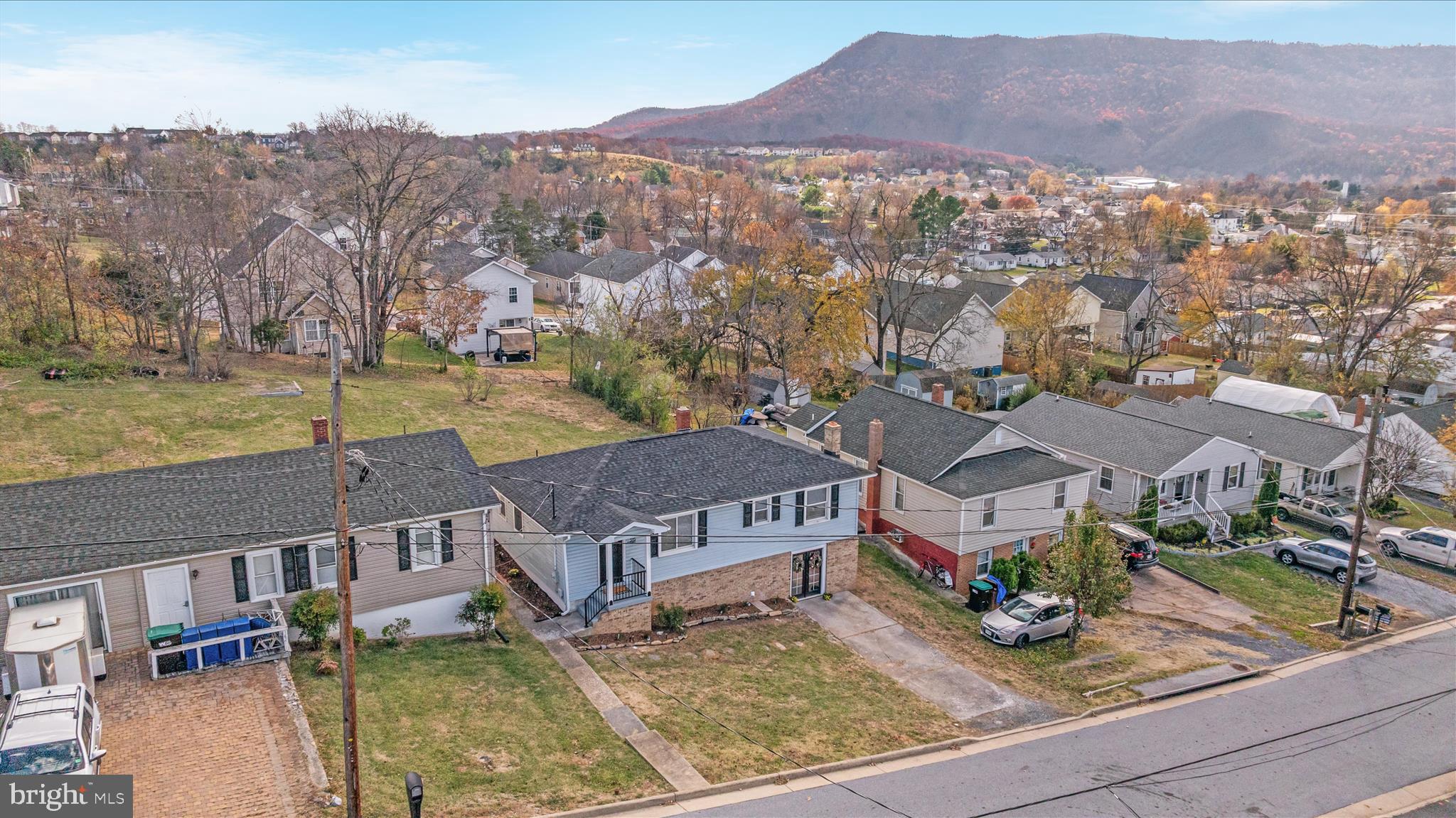 DAVIS STRASBURG - Residential