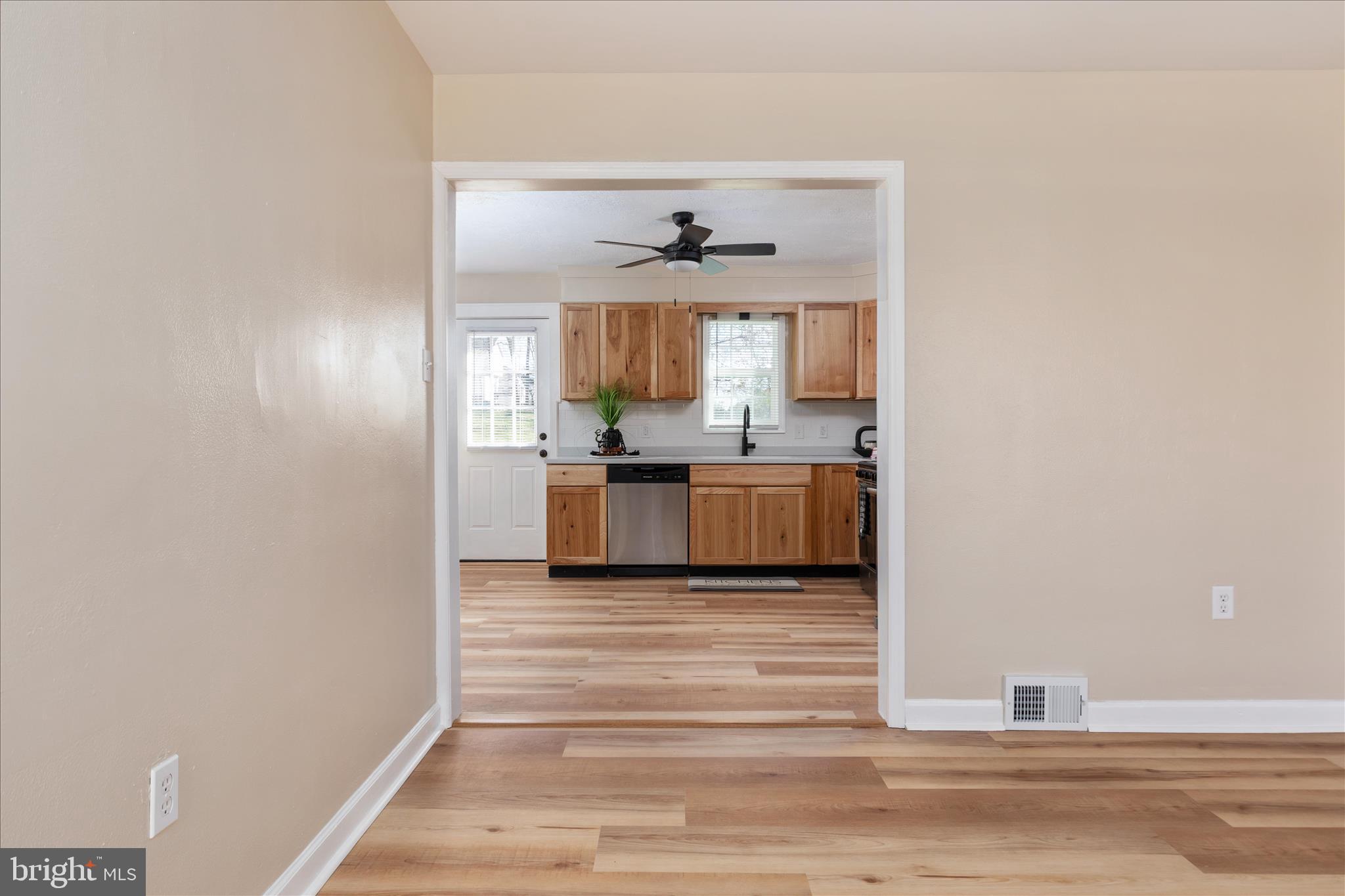 376 STONEWALL STREET