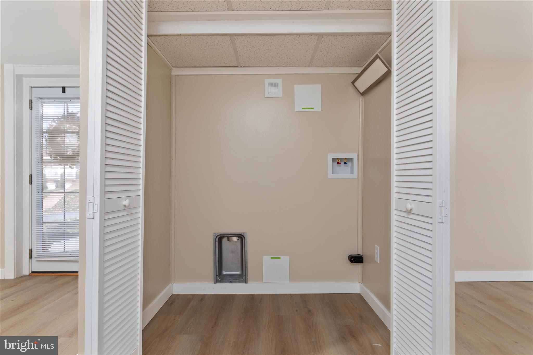 DAVIS STRASBURG - Residential