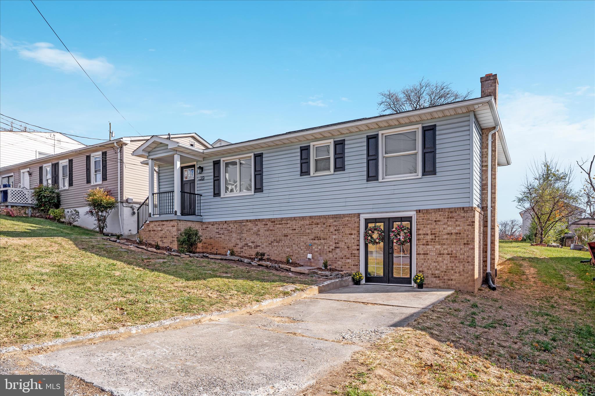 DAVIS STRASBURG - Residential