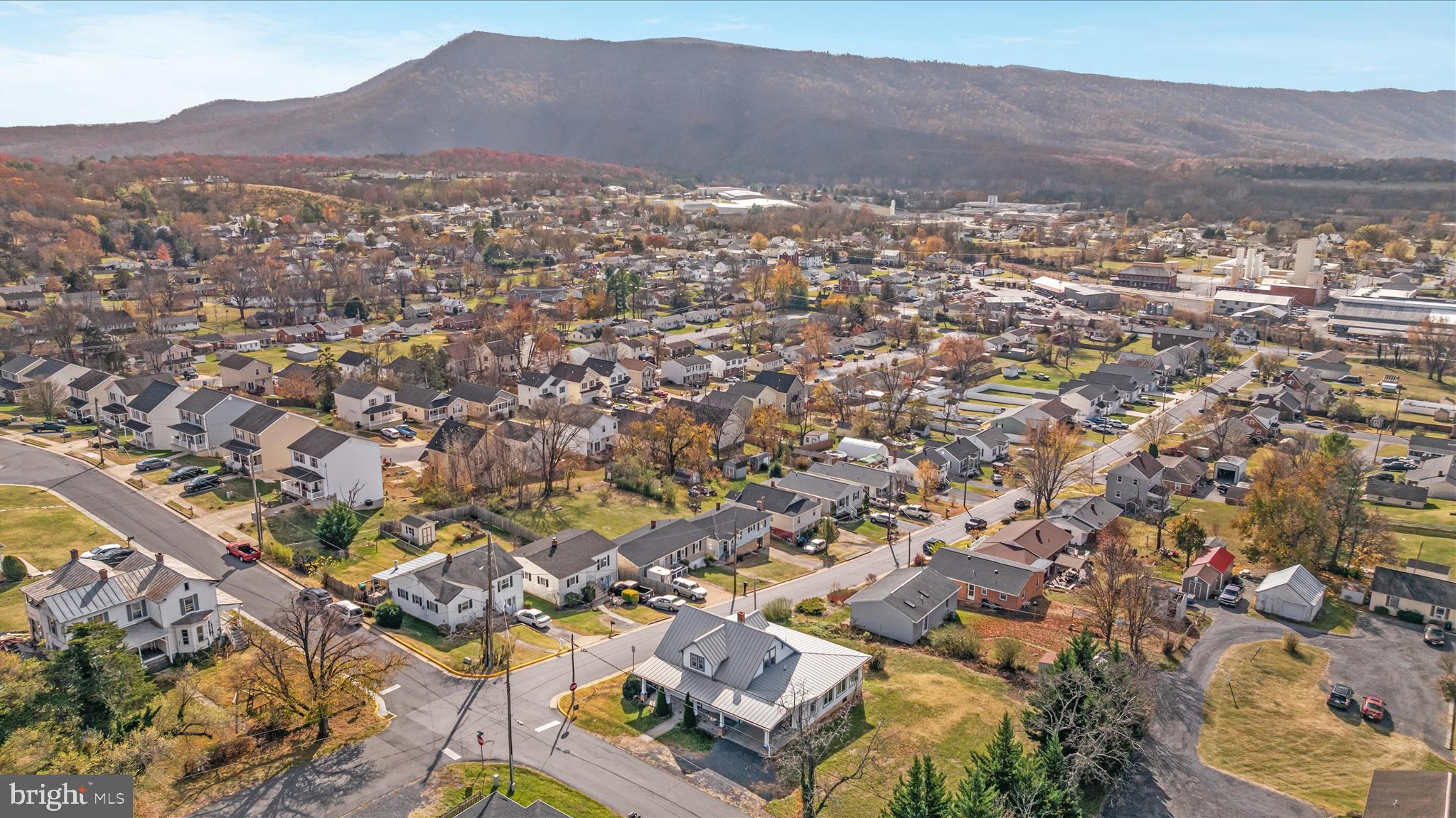 DAVIS STRASBURG - Residential