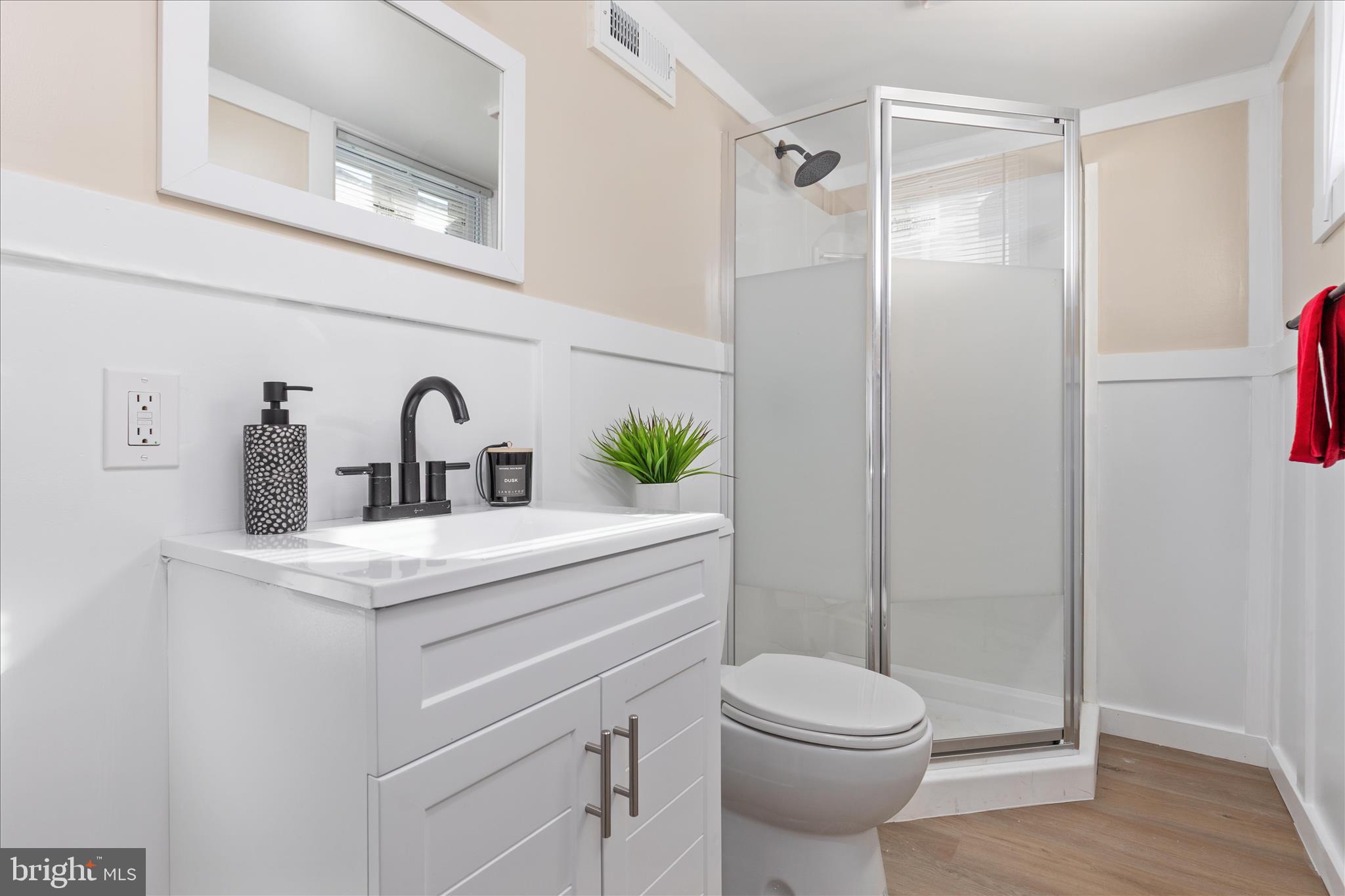 DAVIS STRASBURG - Residential