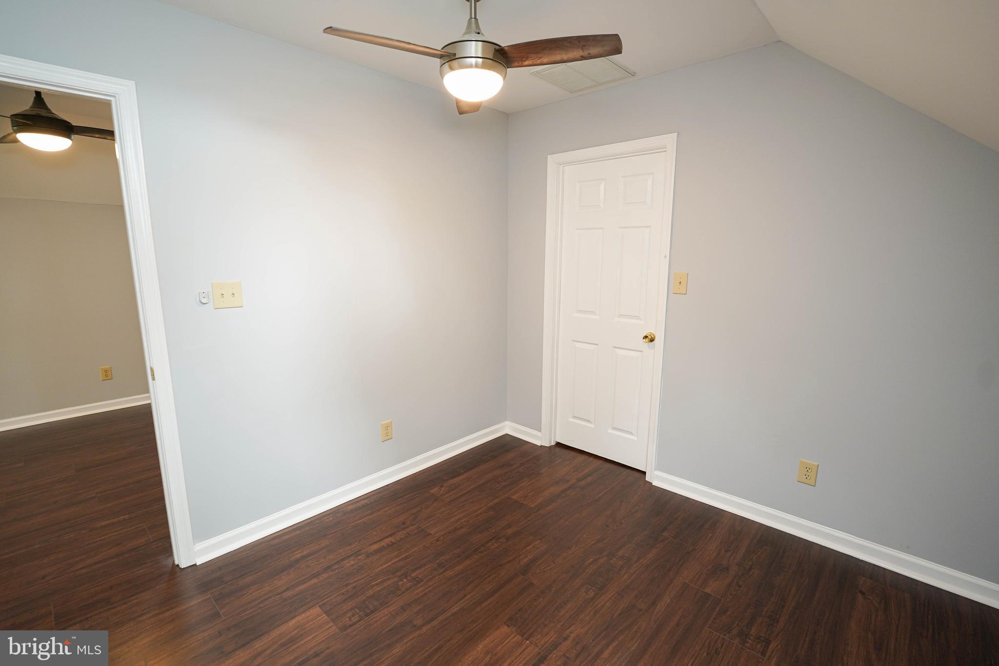 MARTENA MANOR - Residential