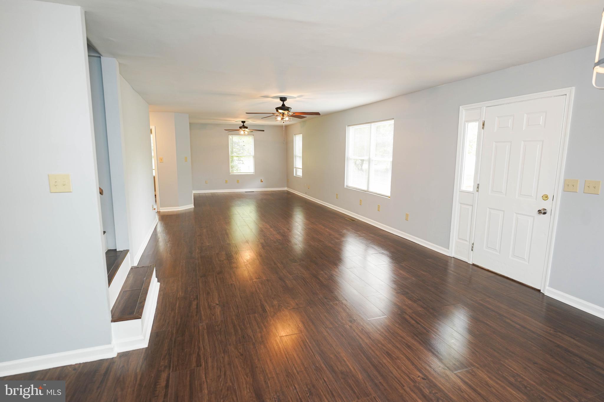 MARTENA MANOR - Residential