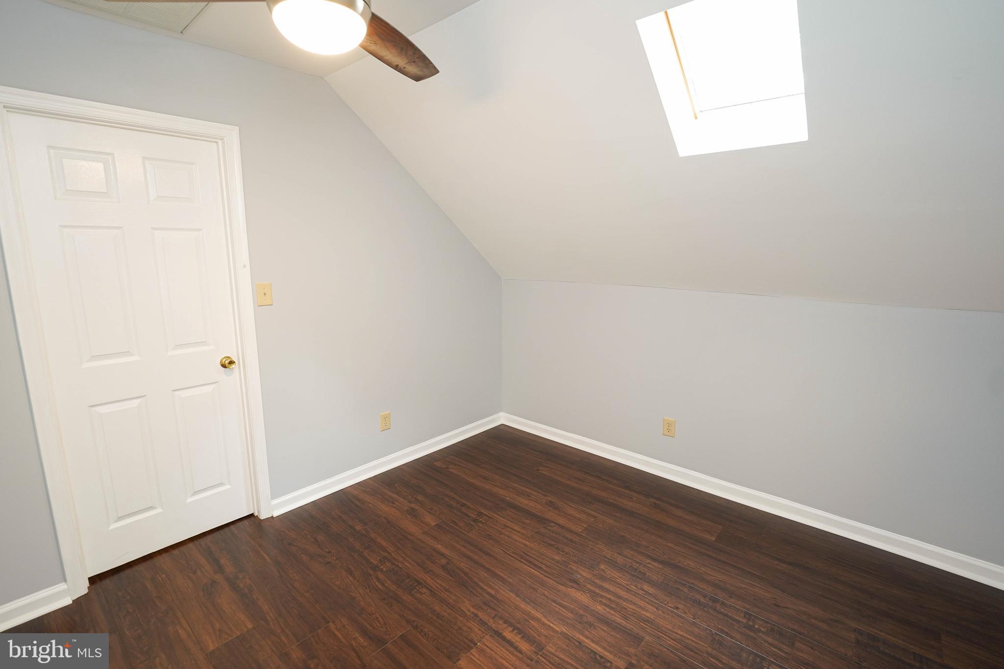 MARTENA MANOR - Residential