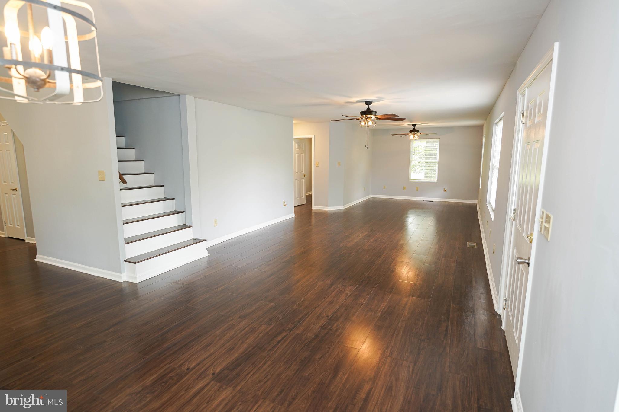 MARTENA MANOR - Residential