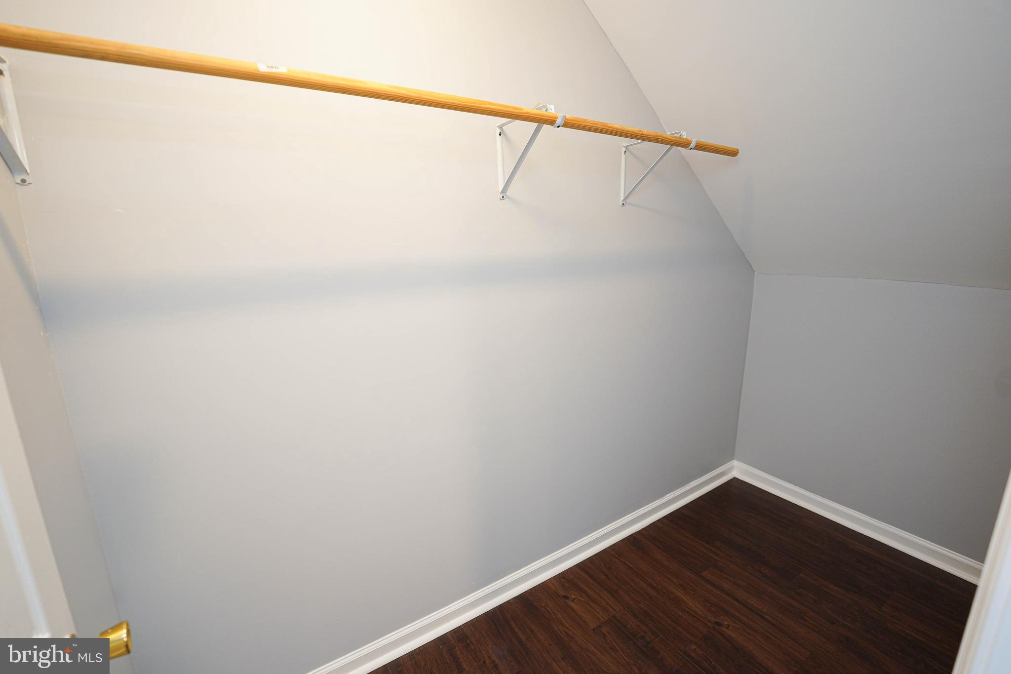 MARTENA MANOR - Residential