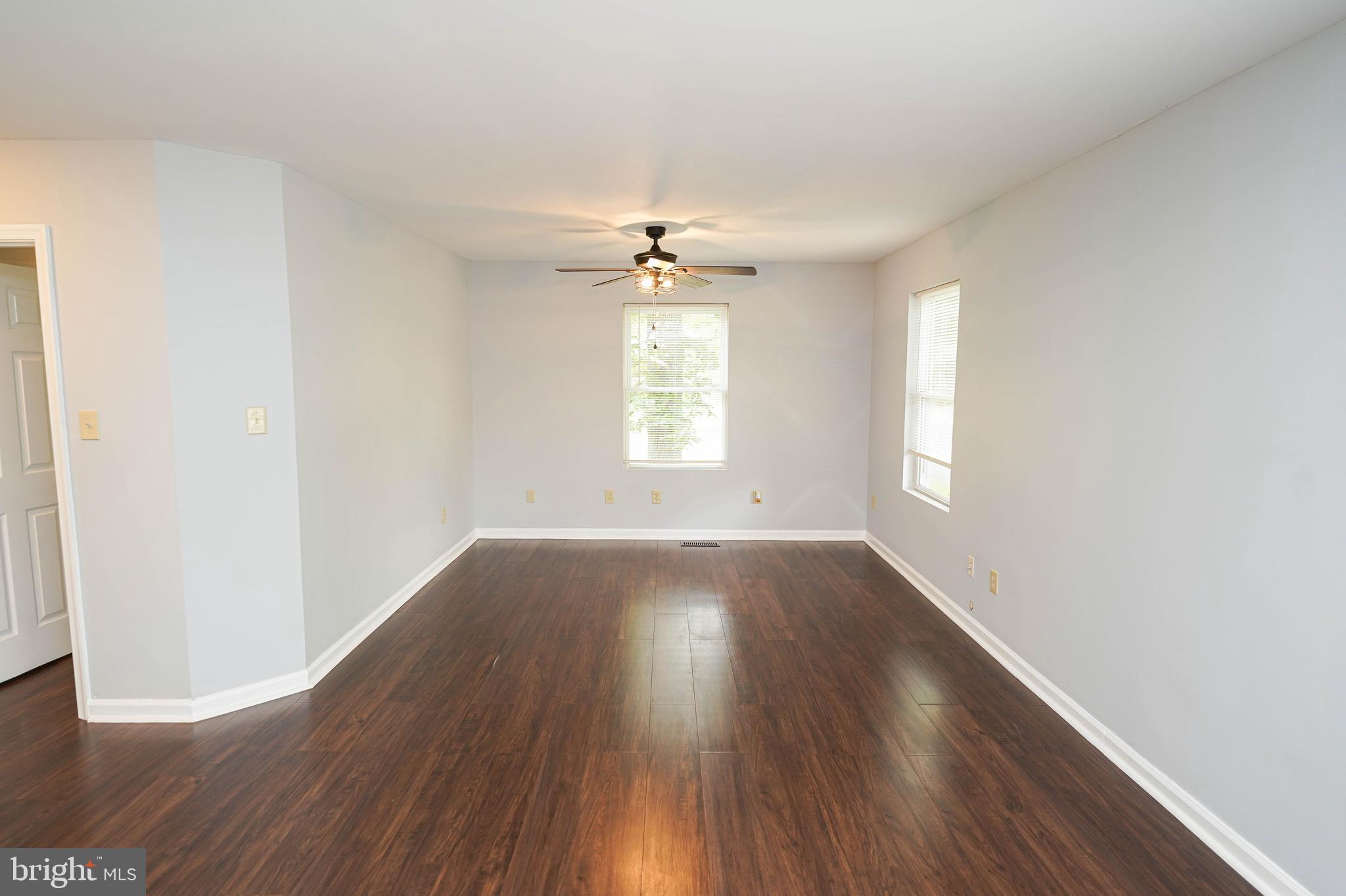 MARTENA MANOR - Residential