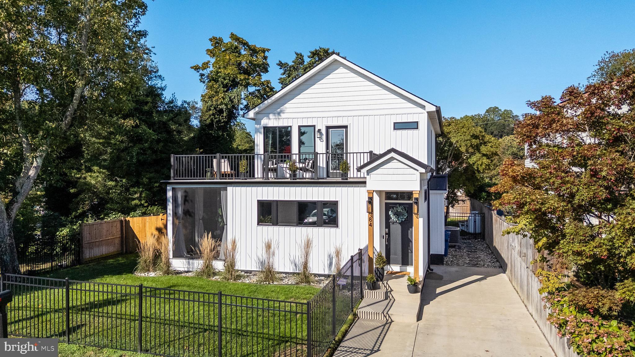 DARES BEACH - Residential Lease