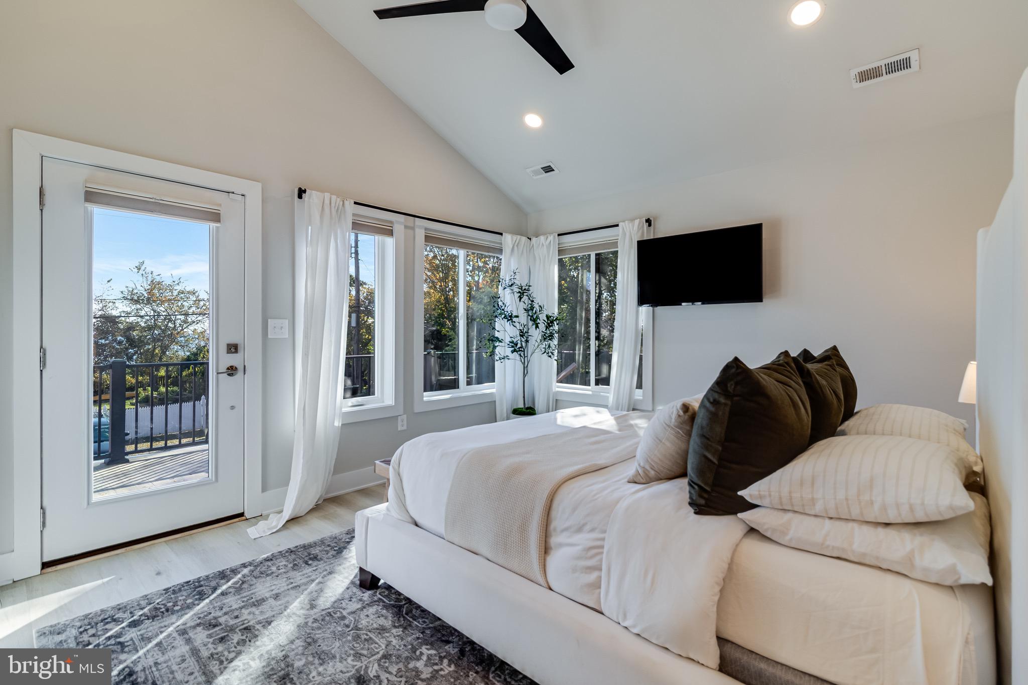 DARES BEACH - Residential Lease