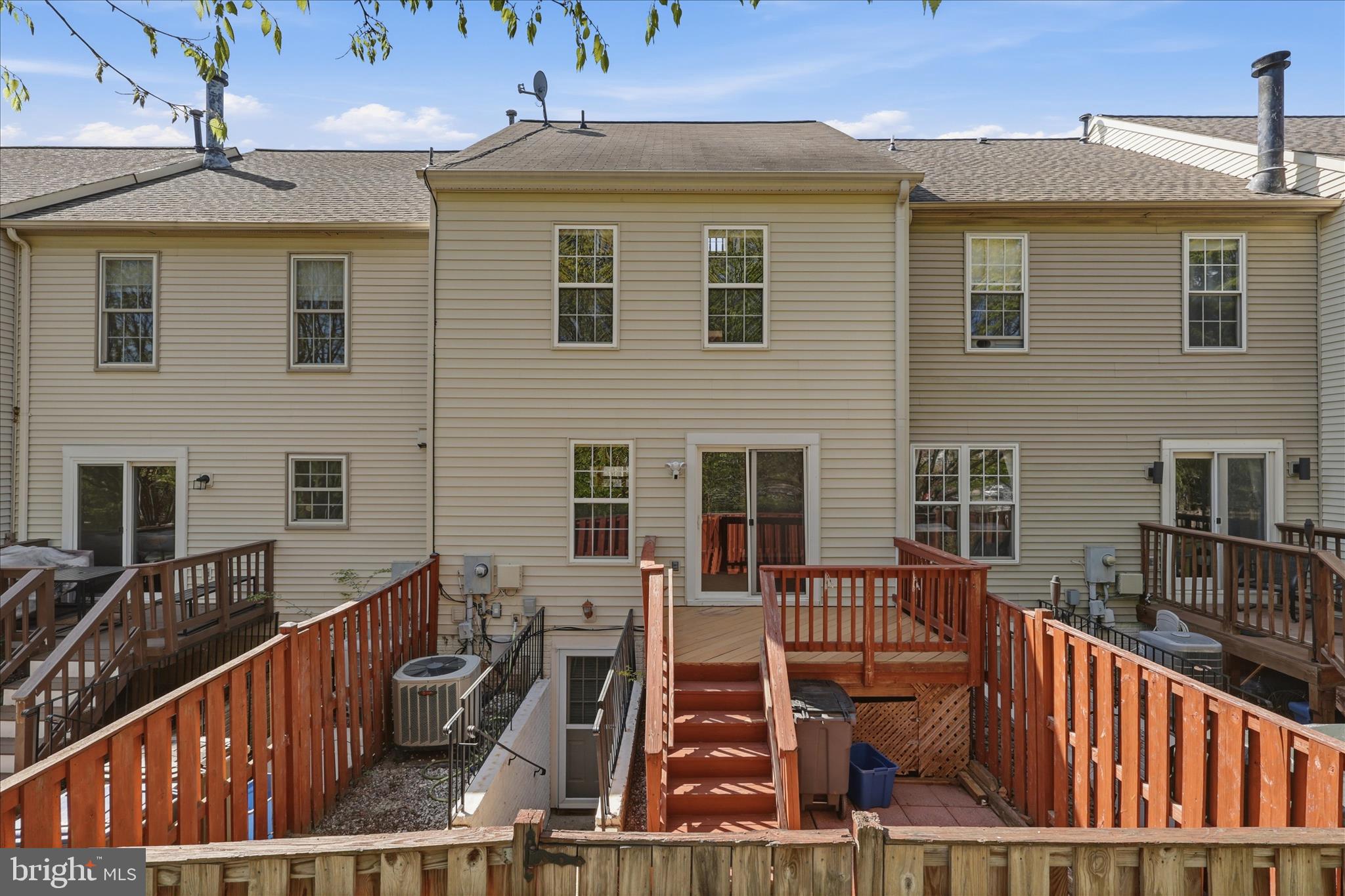 WOODGATE CROSSING - Residential