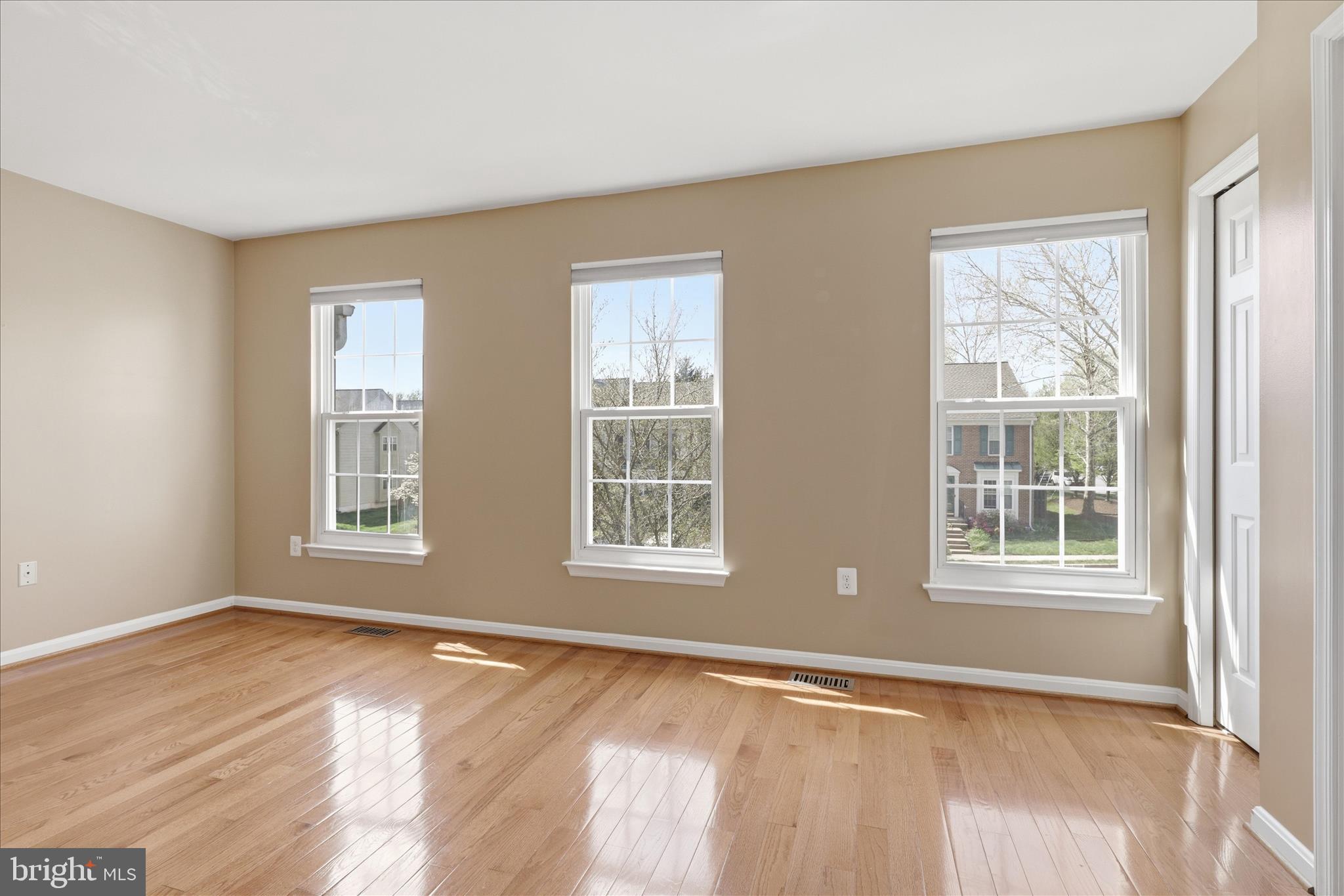 WOODGATE CROSSING - Residential