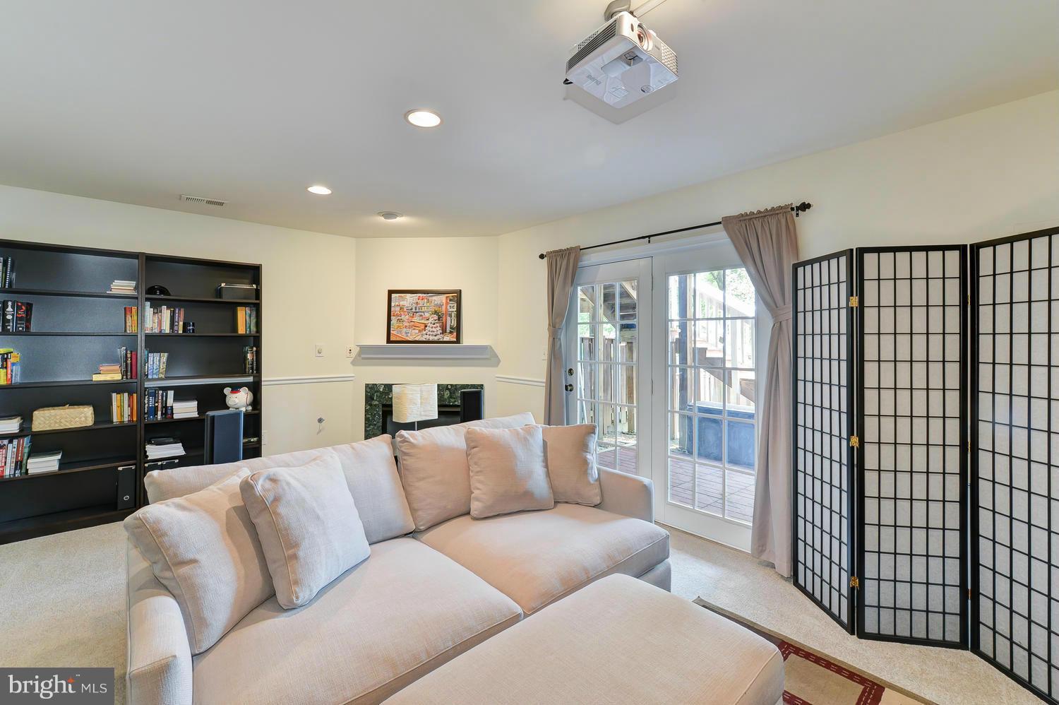 POHICK LANDING - Residential