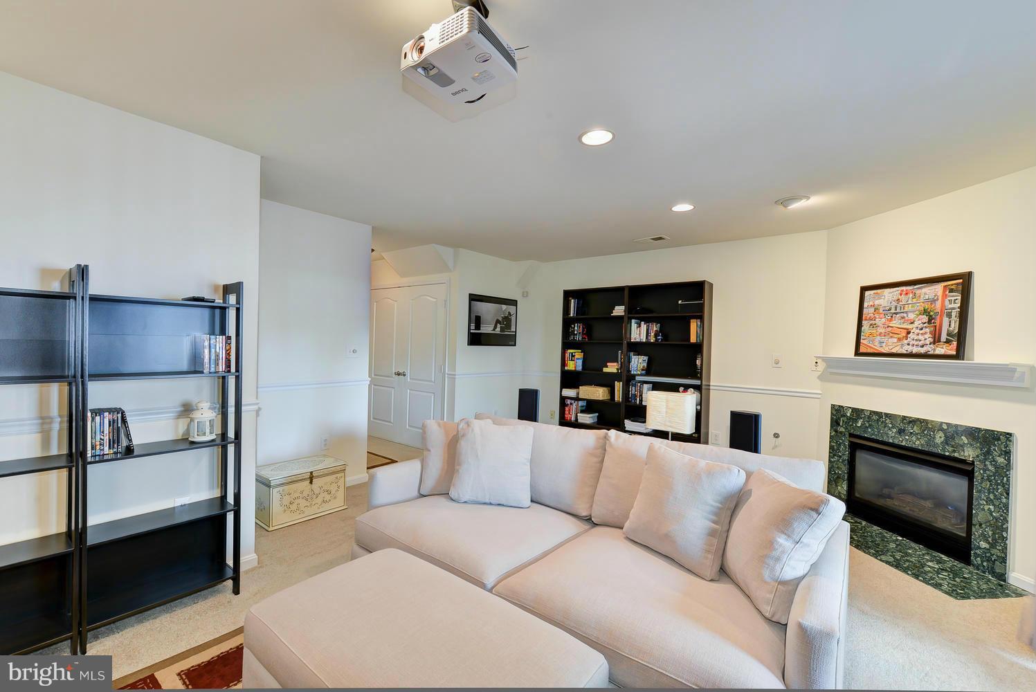 POHICK LANDING - Residential