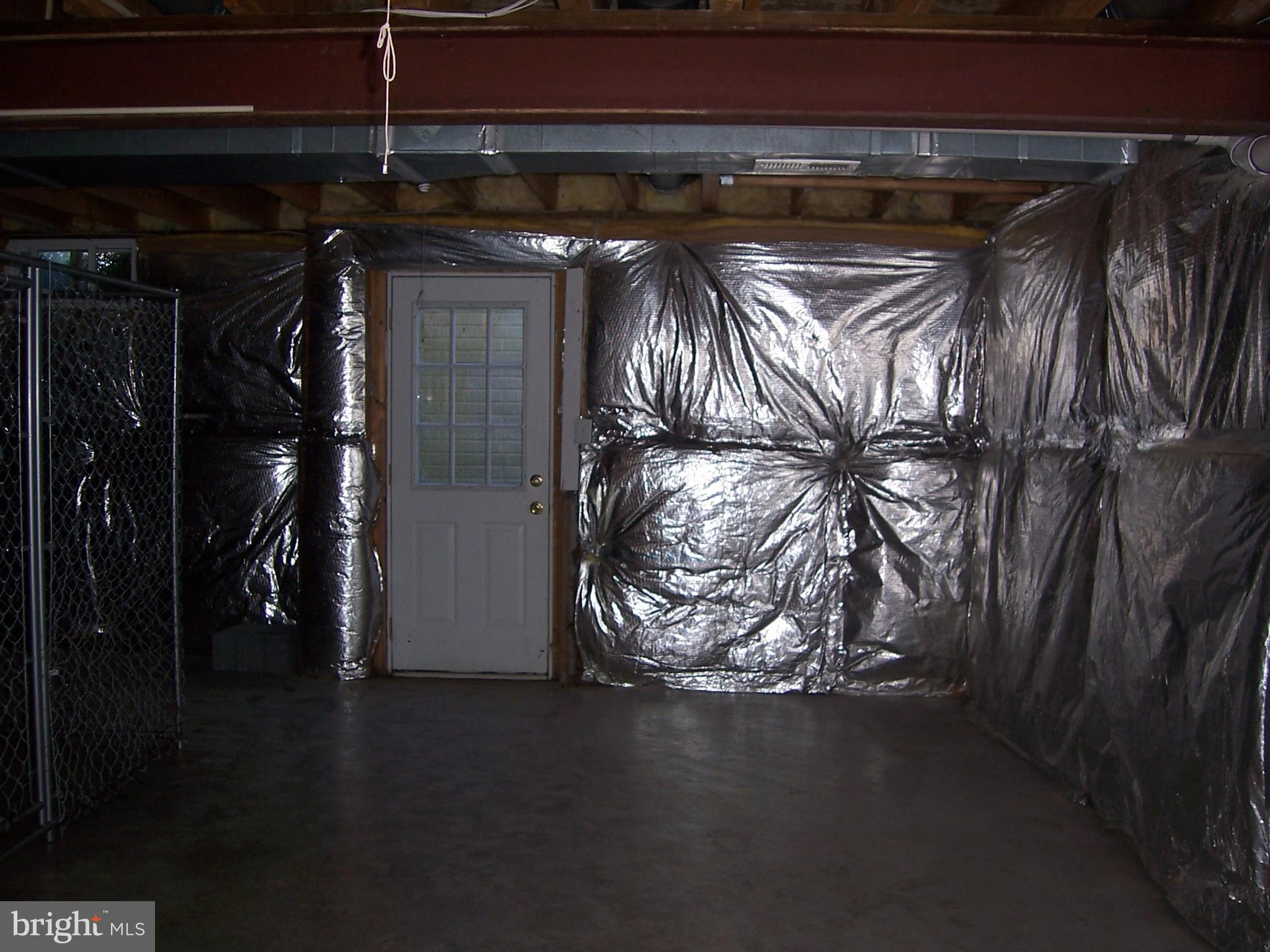 BENTWOOD ESTATES - Residential Lease